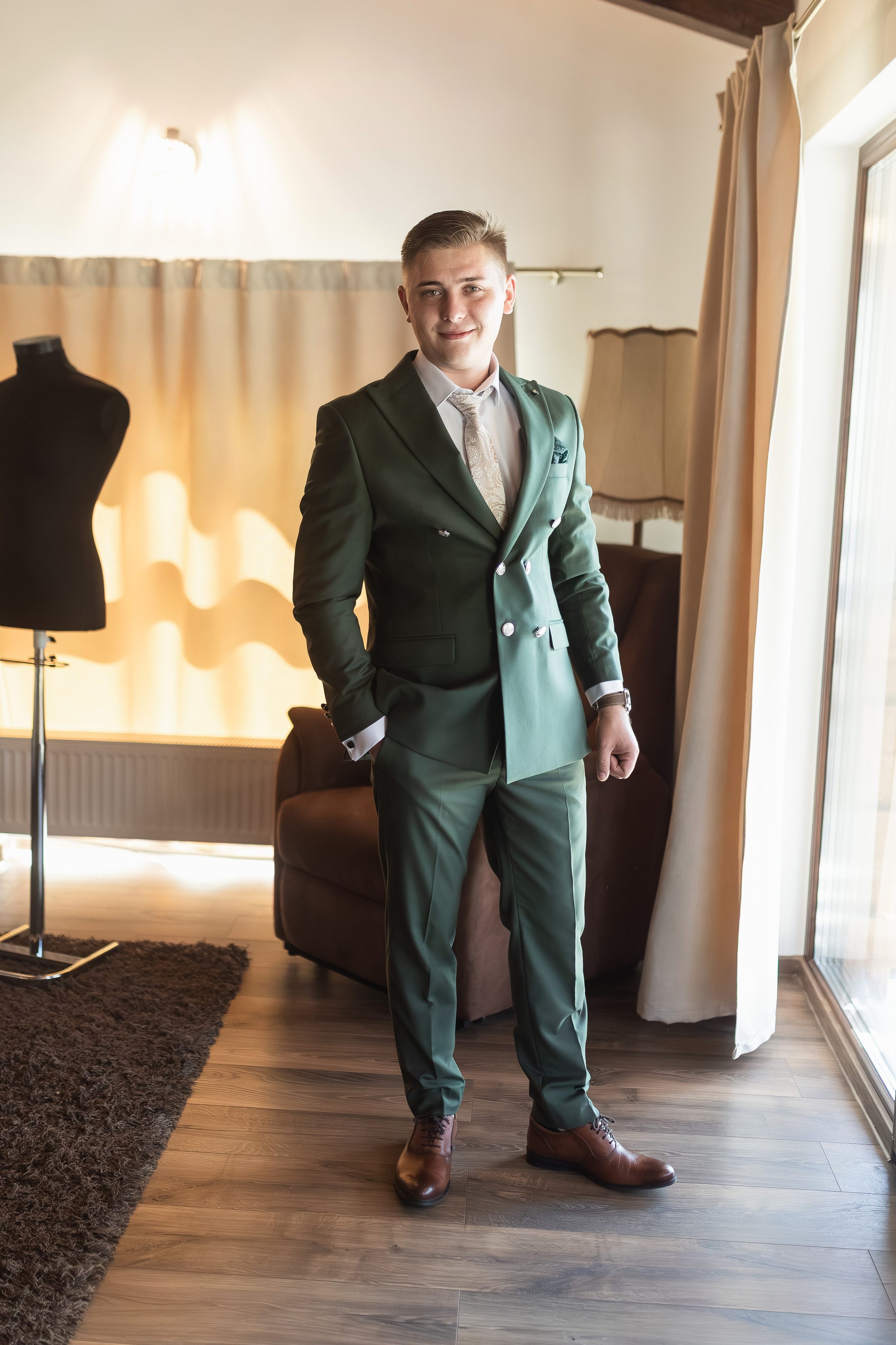 Oana & Andrei. Vlad Aconstantinesei Photographer