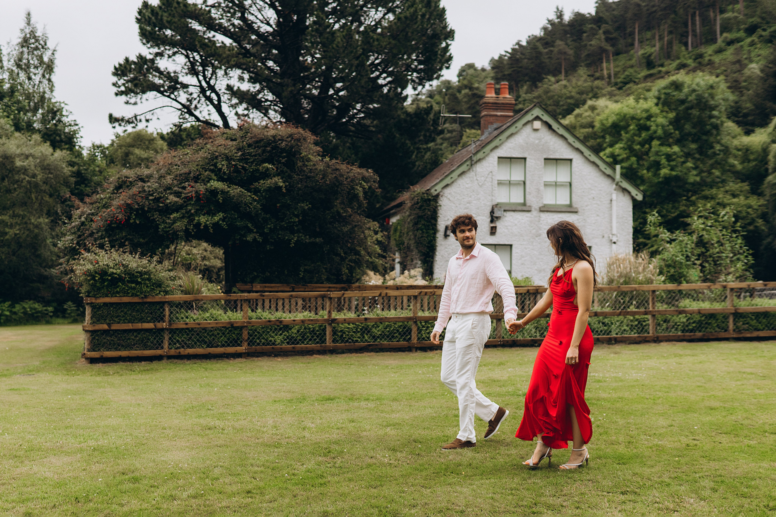 Pre wedding: Sara & Alex. Wedding Photographer in Dublin | Maternity & Love Story Photography