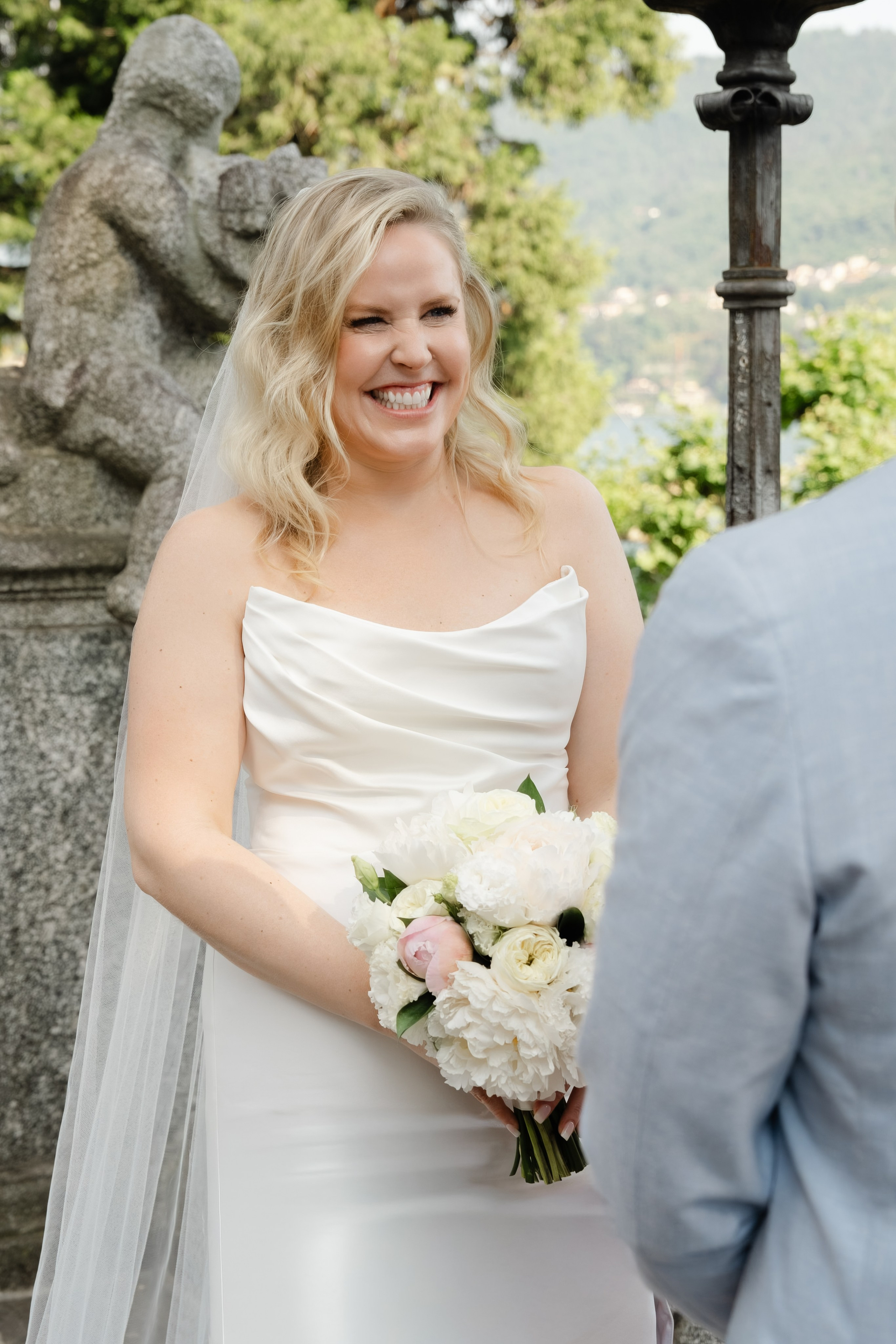 ASHLEY AND RENZO _LAKE COMO. PHOTOGRAPHER IN ITALY