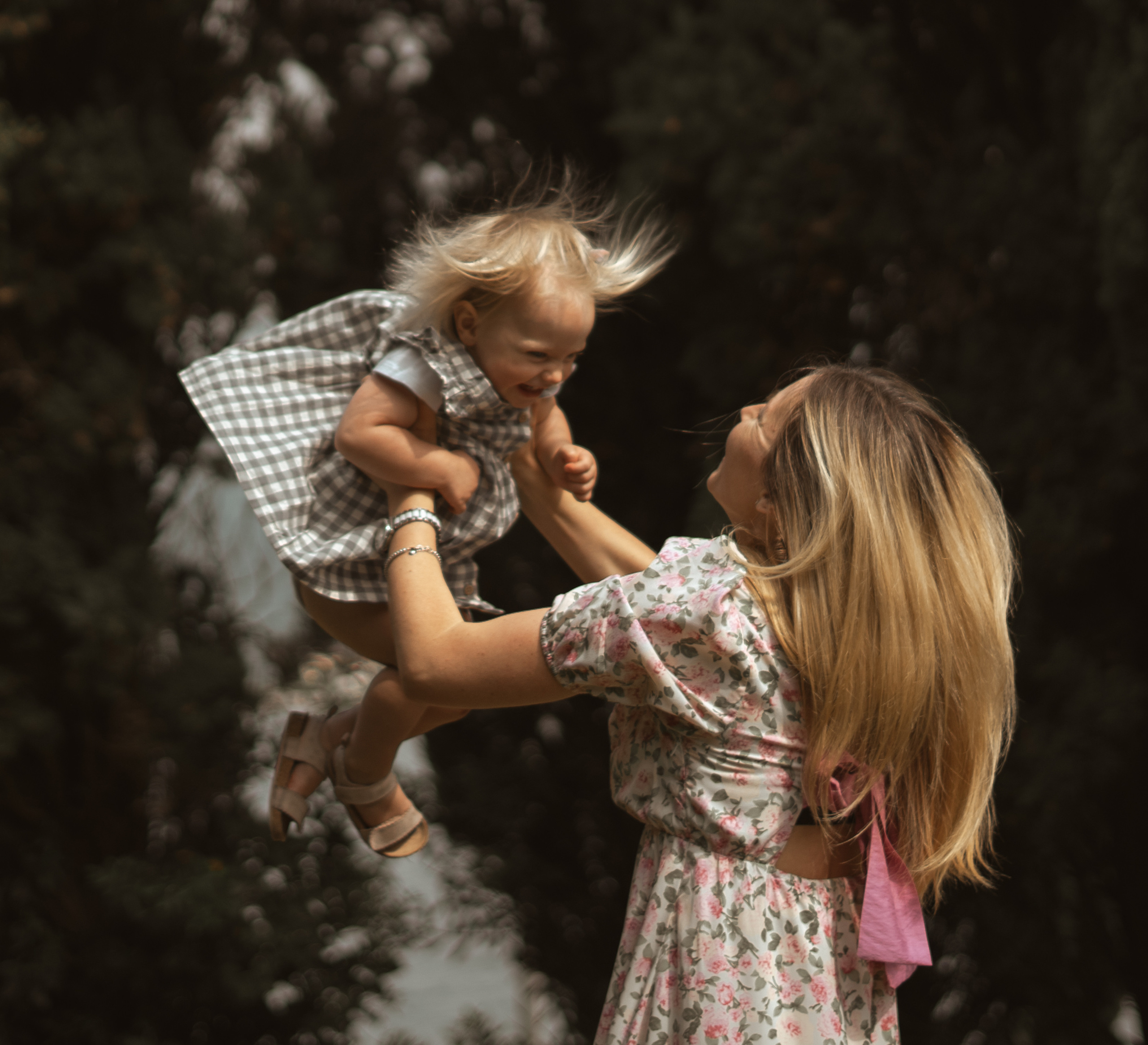 Tania and Glafira. PHOTOGRAPHER IN ITALY
