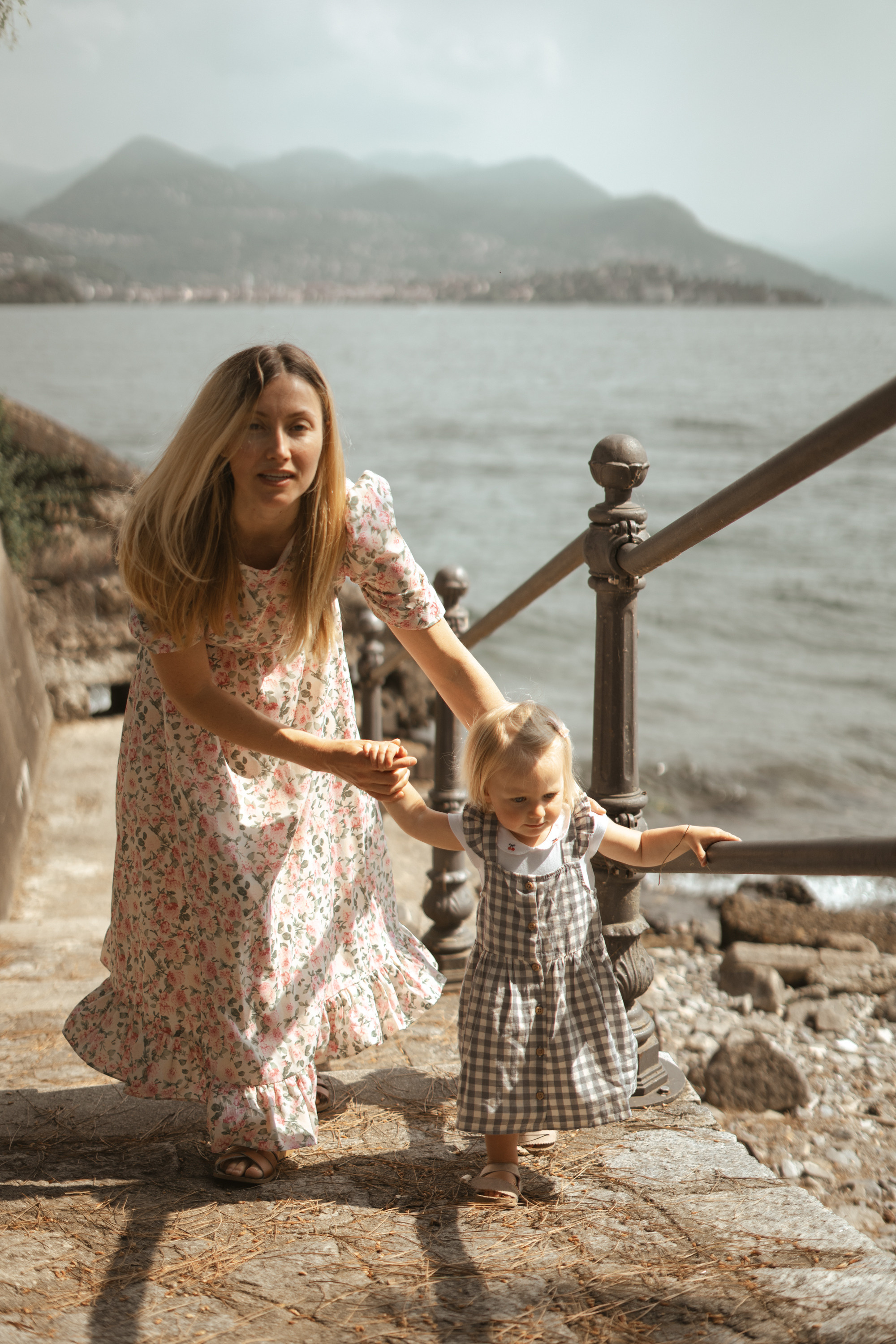 Tania and Glafira. PHOTOGRAPHER IN ITALY