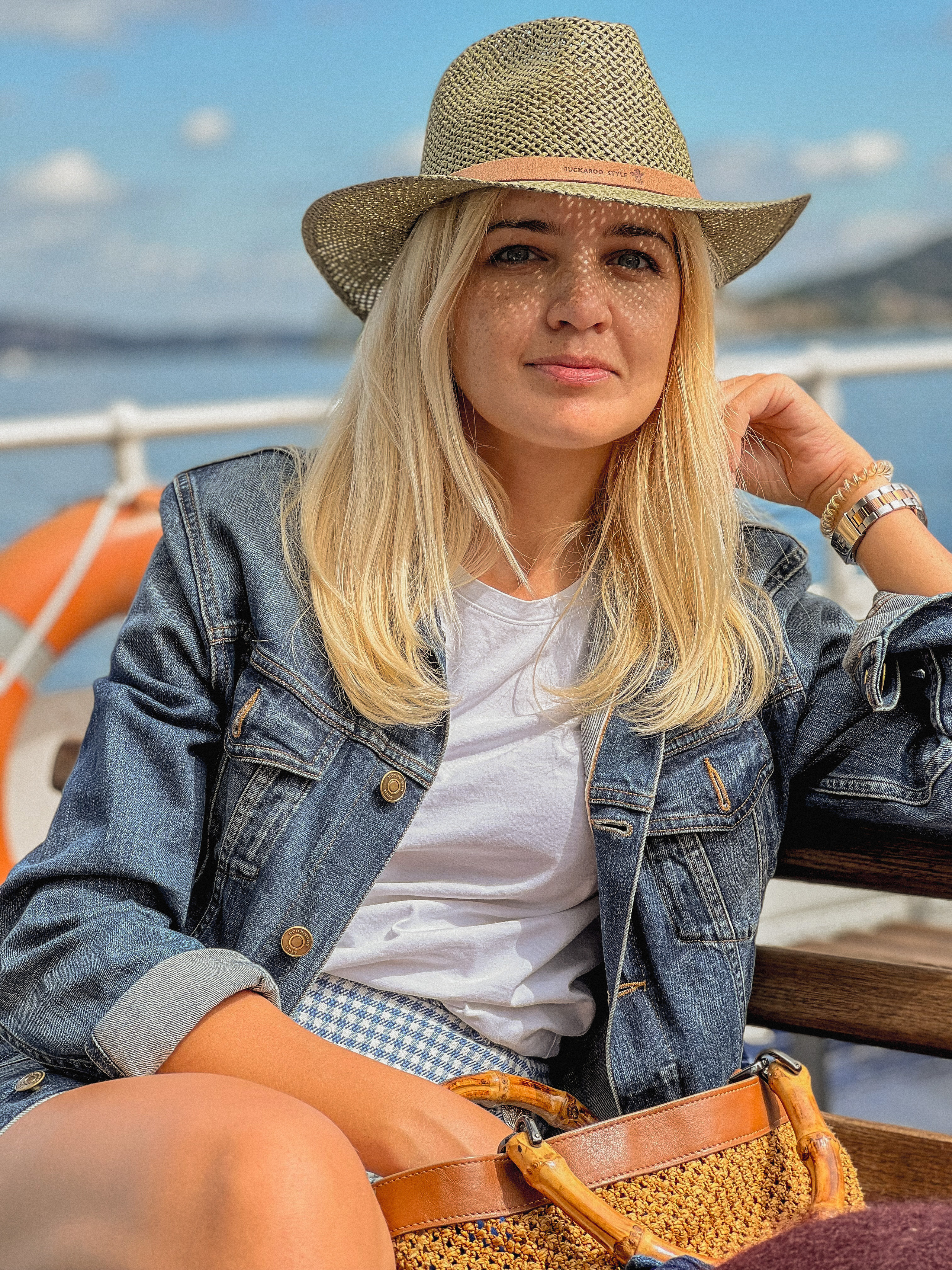 LA BELLA GIORNATA IN MONTAGNA. PHOTOGRAPHER IN ITALY