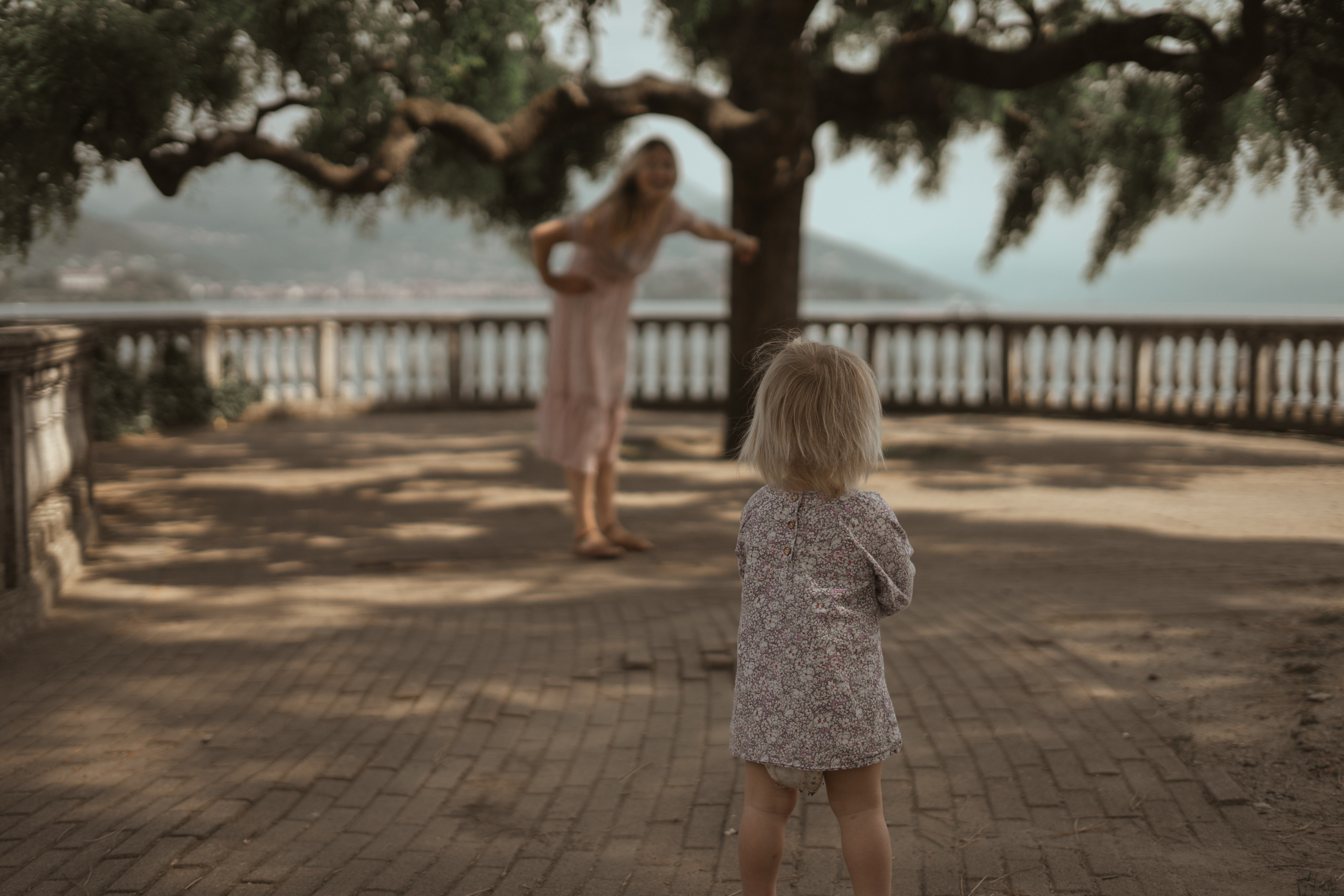 Tania and Glafira. PHOTOGRAPHER IN ITALY