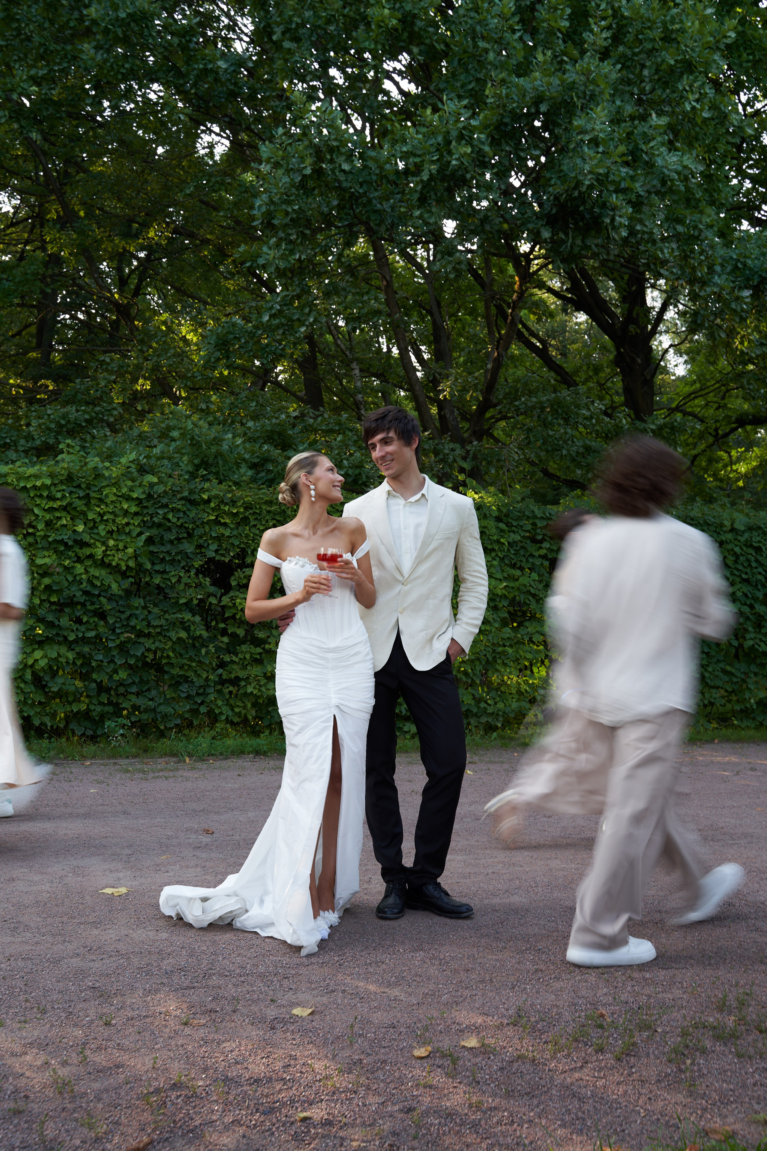 Christina & Mark. Elena Ruzgis — Editorial Wedding & Portrait Photographer