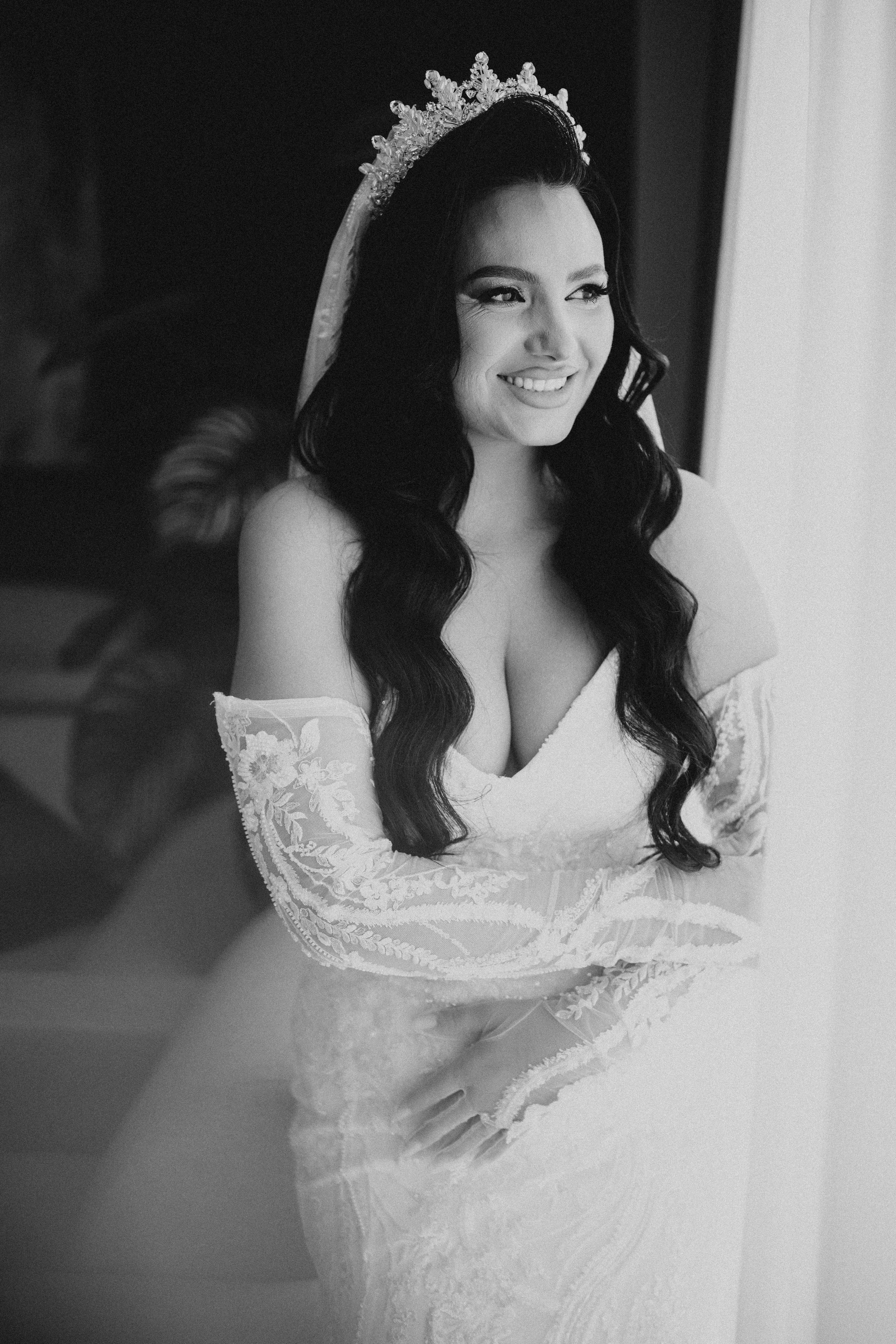 🤎 M a r i n a & A l i n - Wedding Day Preview. Wedding & Family Photographer