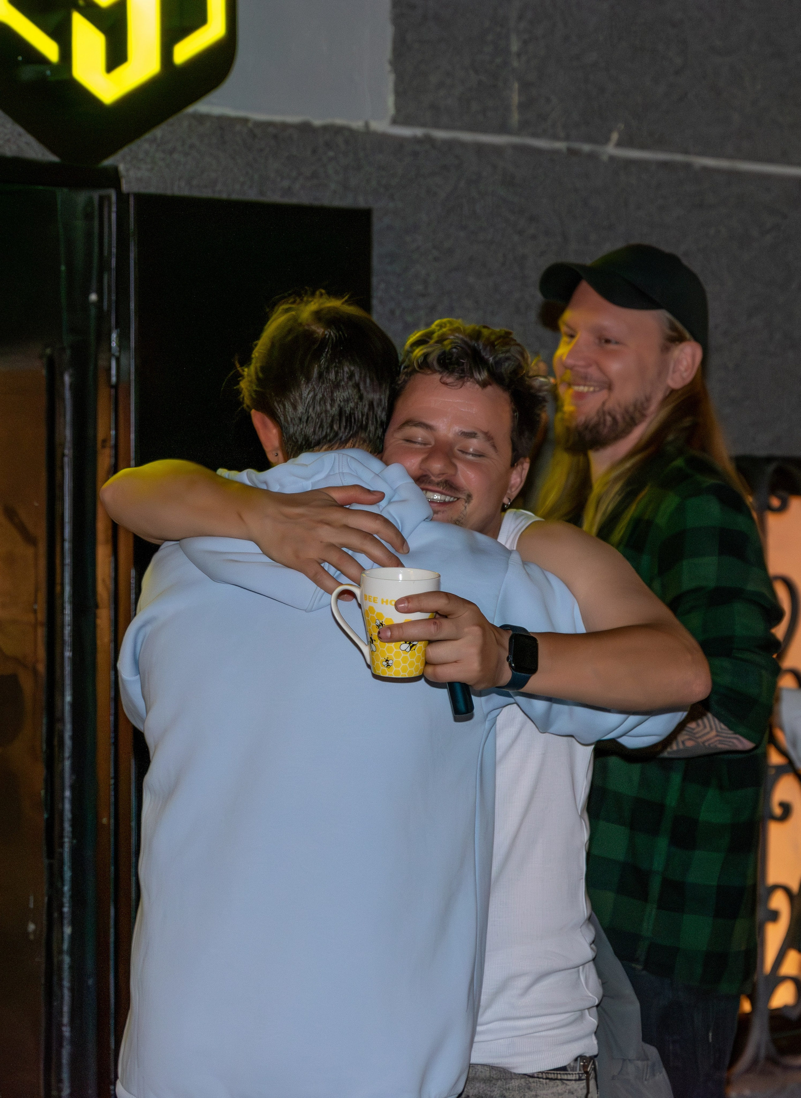 Репортажно фотографисање са отварања ТАТТО РОИ-а у Новом Саду, Србија. Викторија Федосеенко, фотограф у Србији