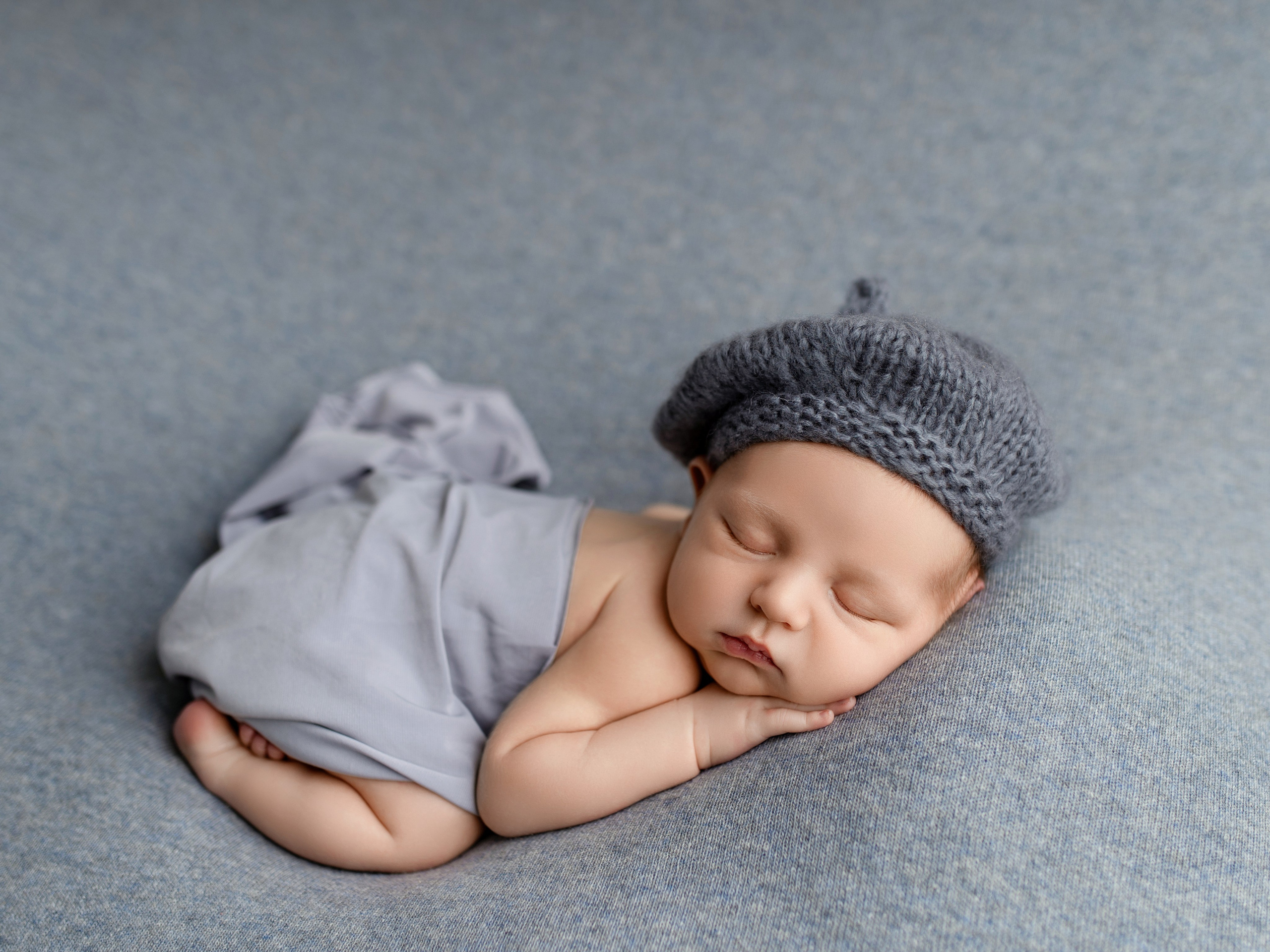 Esu Aleksandra naujagimių ir kudikių fotografė iš Vilniaus