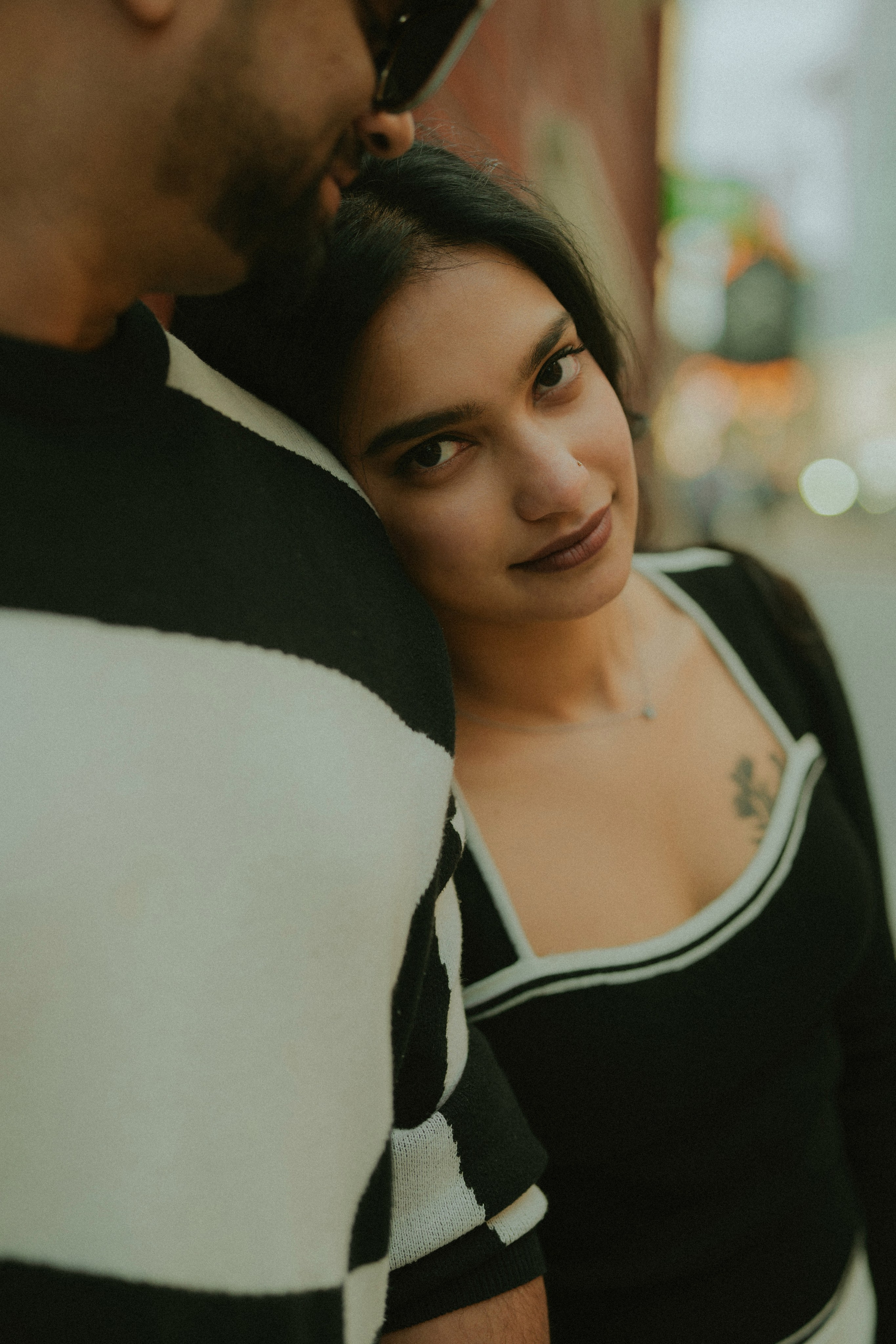 Downtown Romance at Toronto. Fine art Wedding Photographers in India & Canada