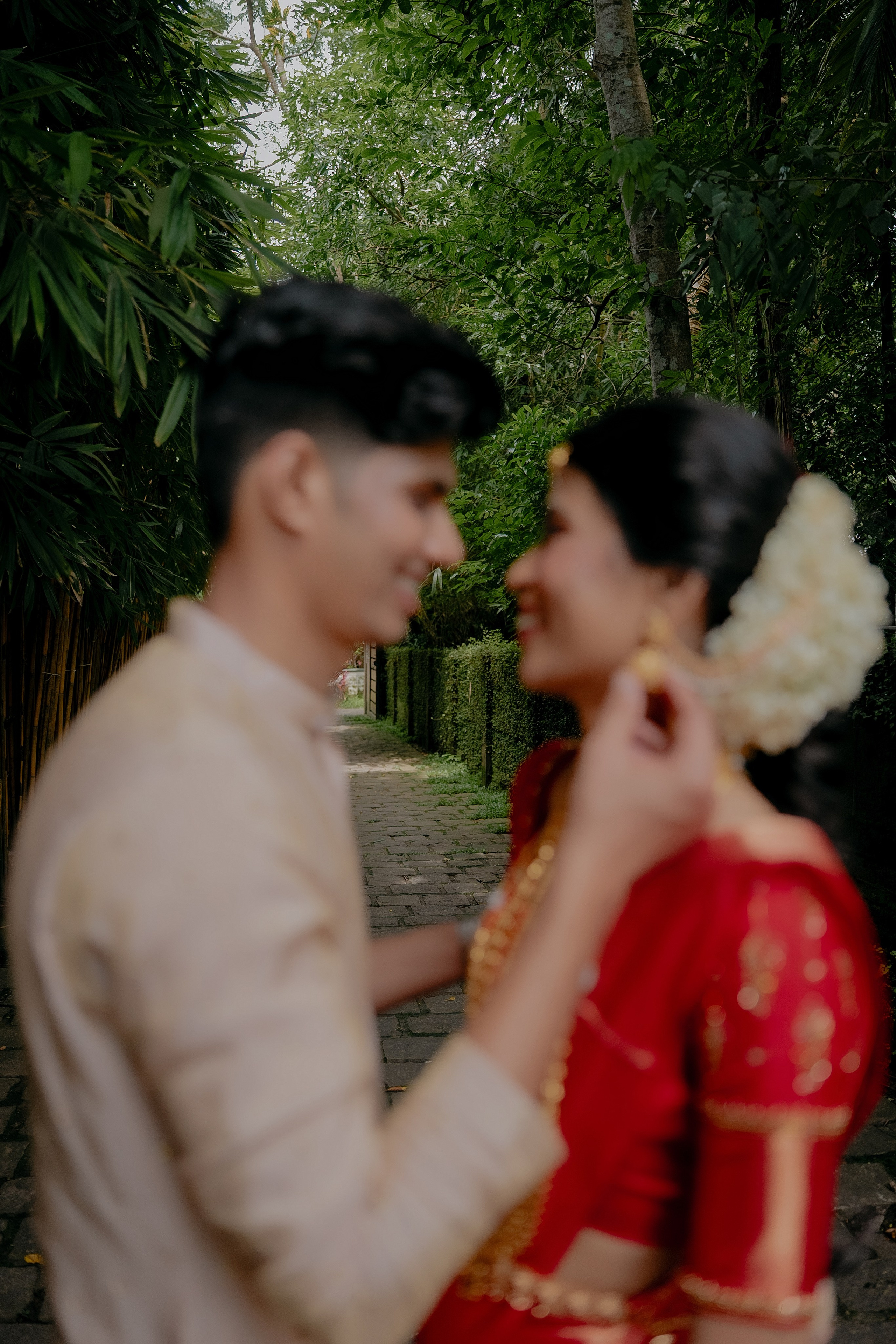 A Lovers Lyrical! ft. Athira & Abhilash. Fine art Wedding Photographers in India & Canada
