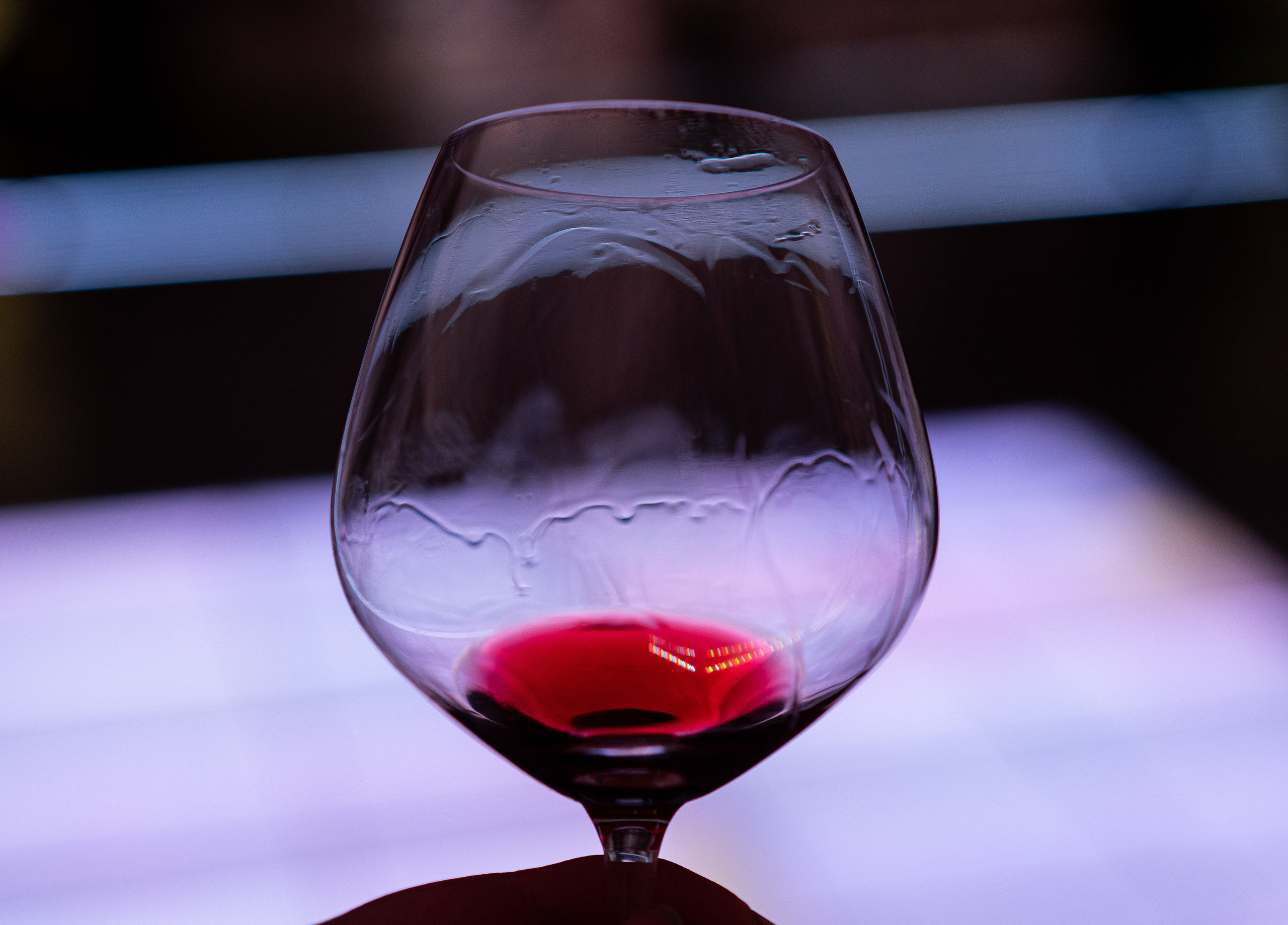 Photographe d’événements | Dégustation de vin en Bourgogne par Eugenia Lugovaya. Photographe à Genève - Eugenia Andres