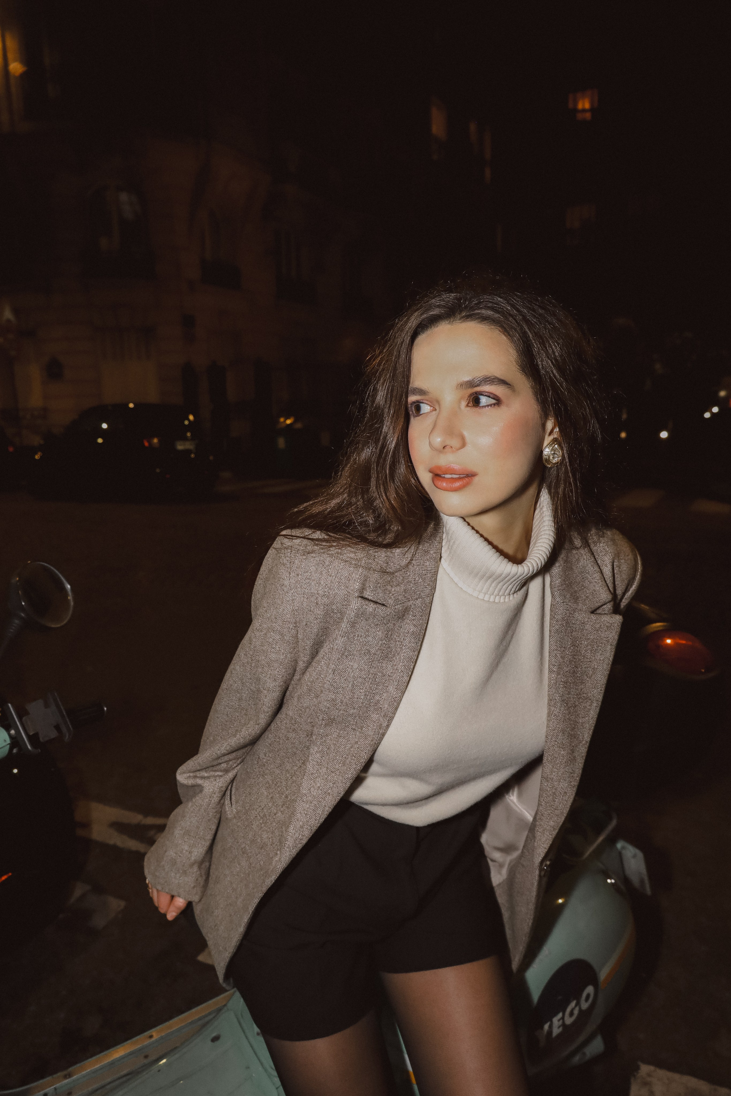 Paris Night Photoshoot. Photographer in Paris: Vlada PhotoArt