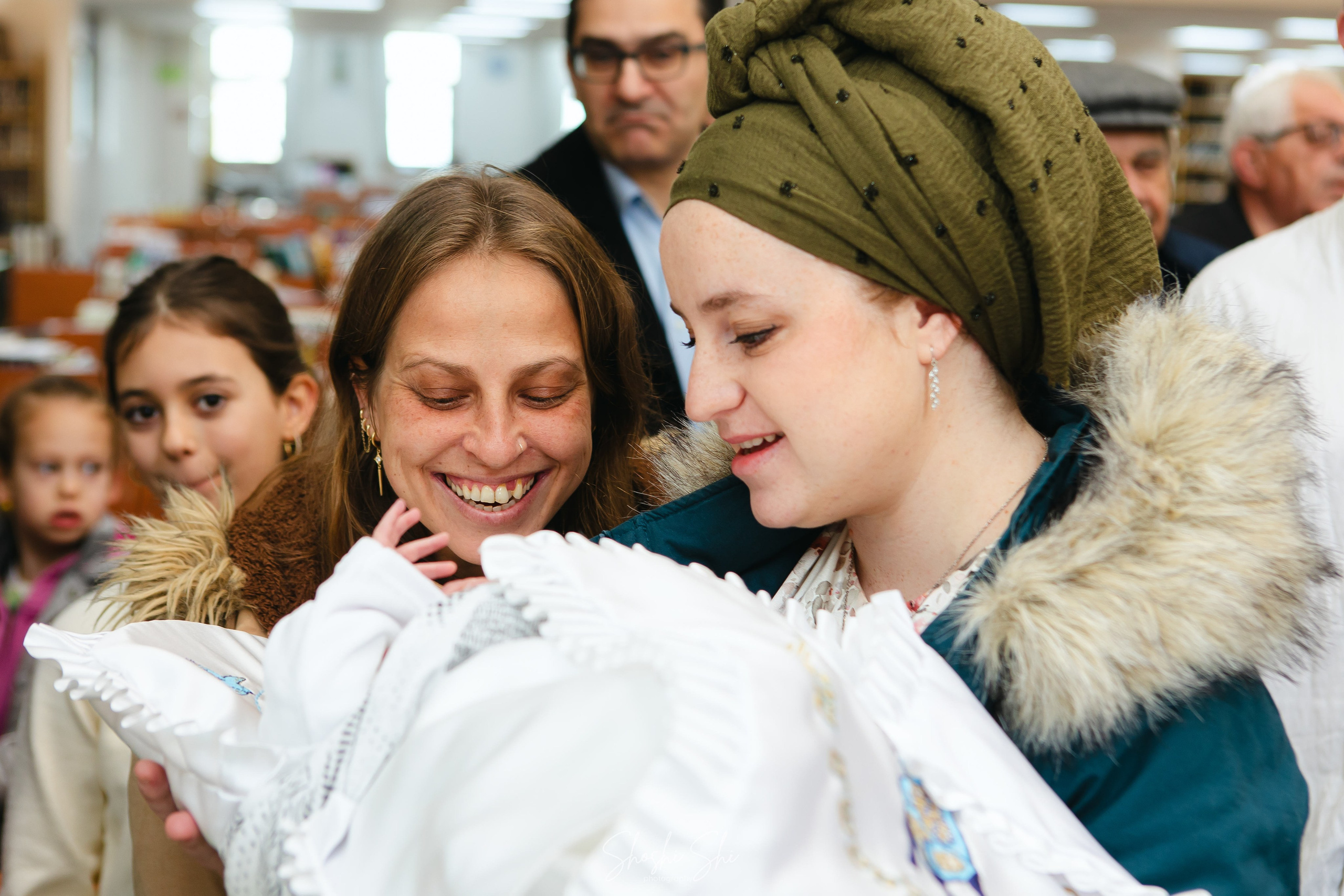 BRIT TWINS. Https://shi-photo.com/