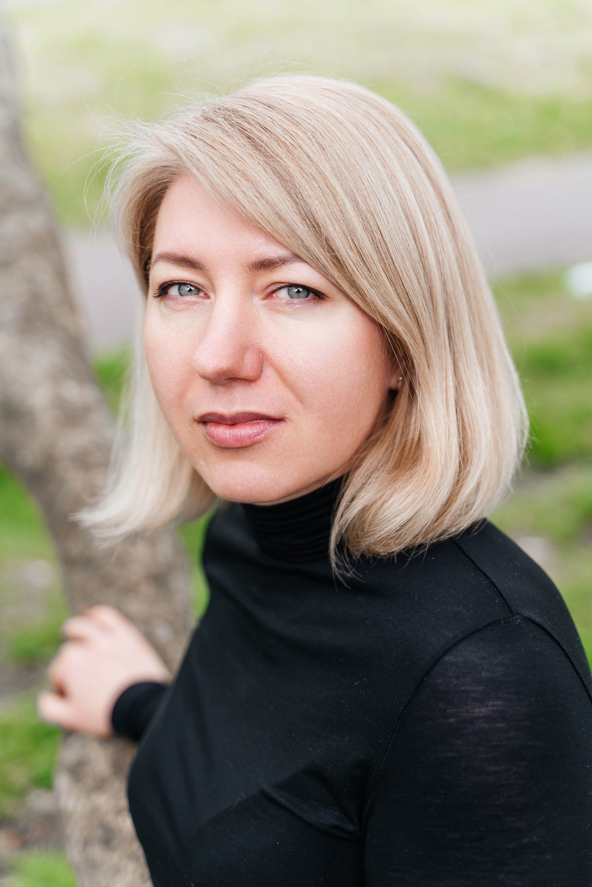 Headshot. Photographer in England Ekaterina Romanova