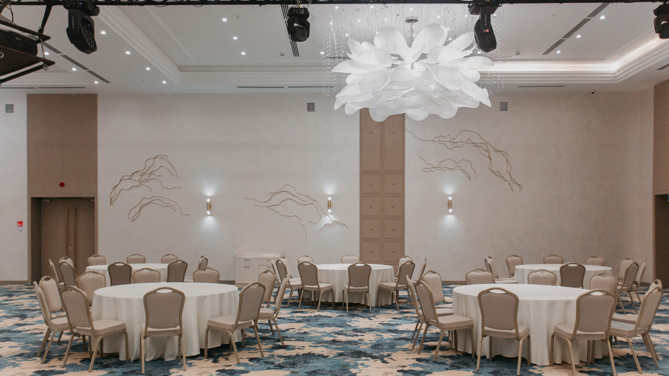 Hampton by Hilton (Turkistan|Kazakhstan). Mirzaev