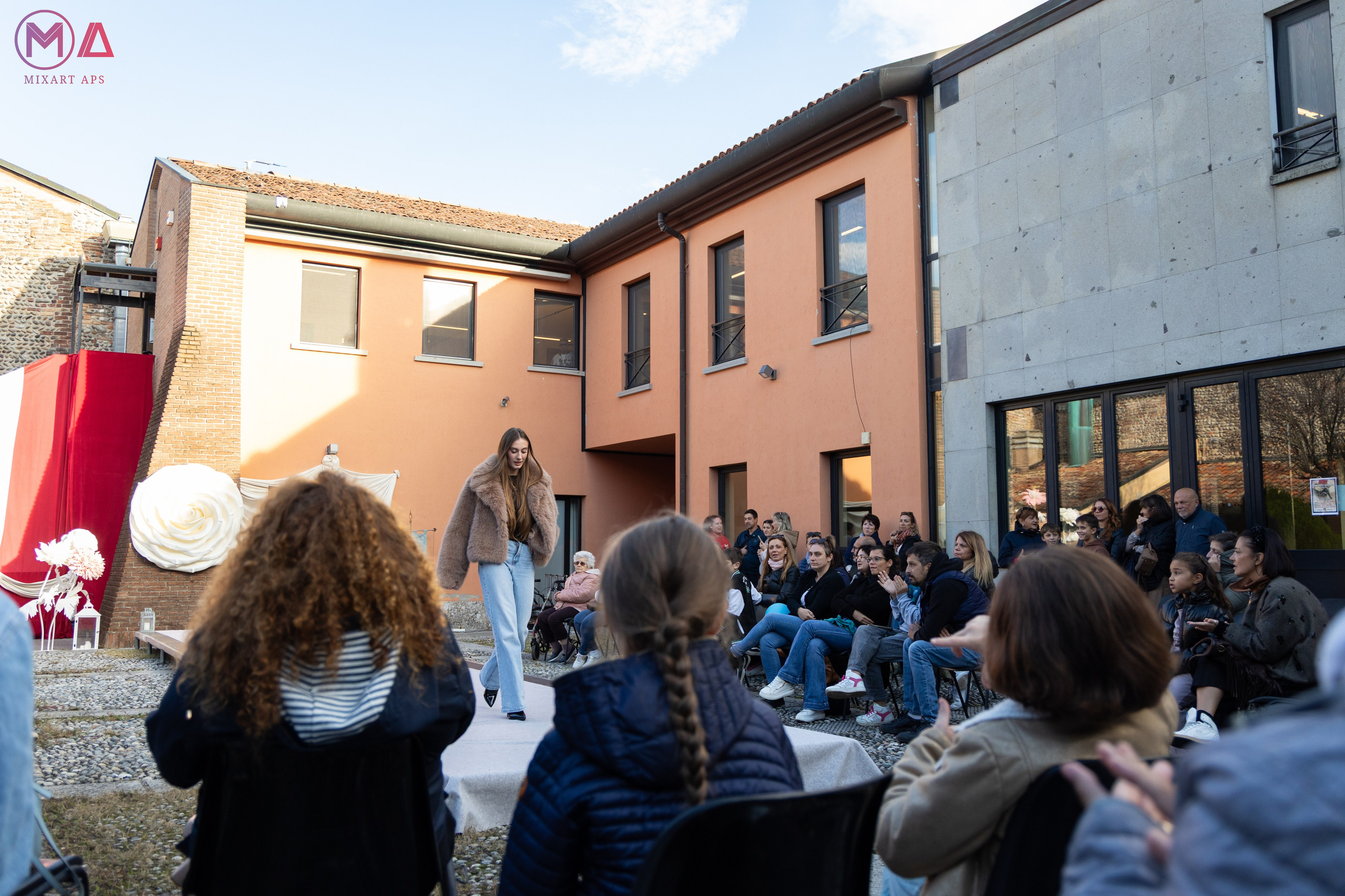 Sfilata Croce Bianca | 05/10/2025. Mixart APS