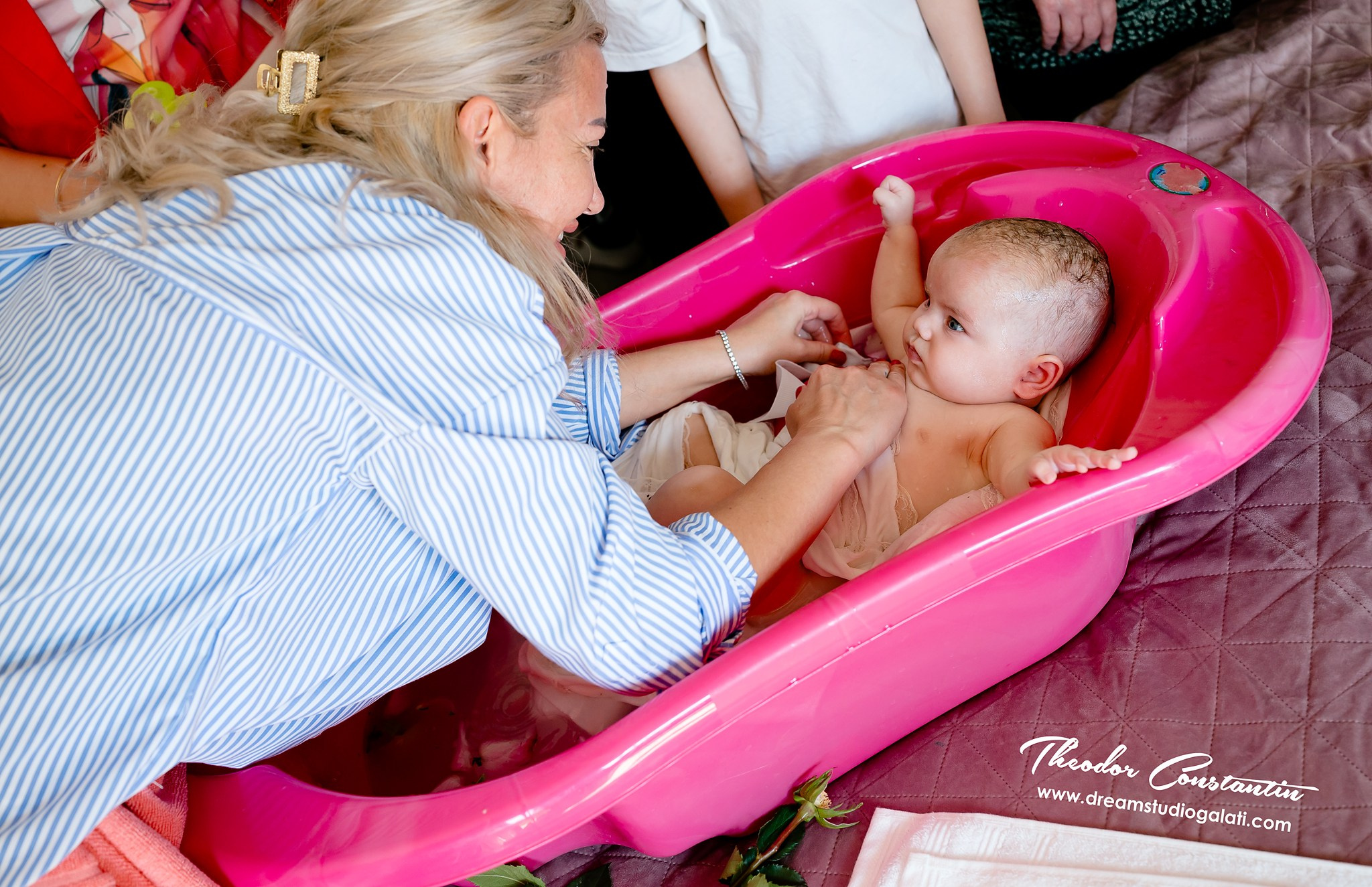 Botez. Dream Studio Galați – ședințe foto profesionale pentru familie, portrete și evenimente