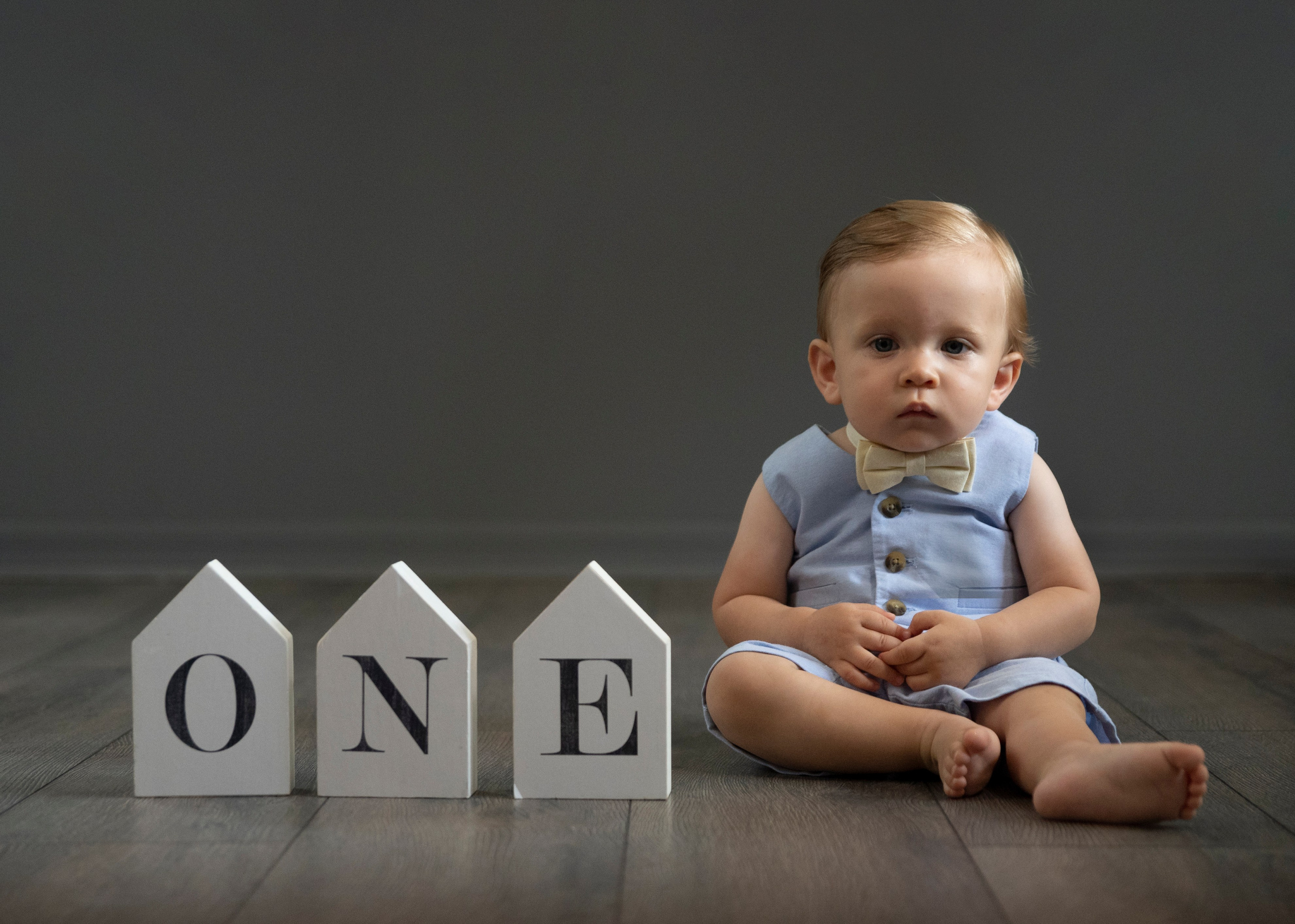 ONE year baby boy. Portrait, kids and family photographer in Wesley Chapel Alina Alice Osipova