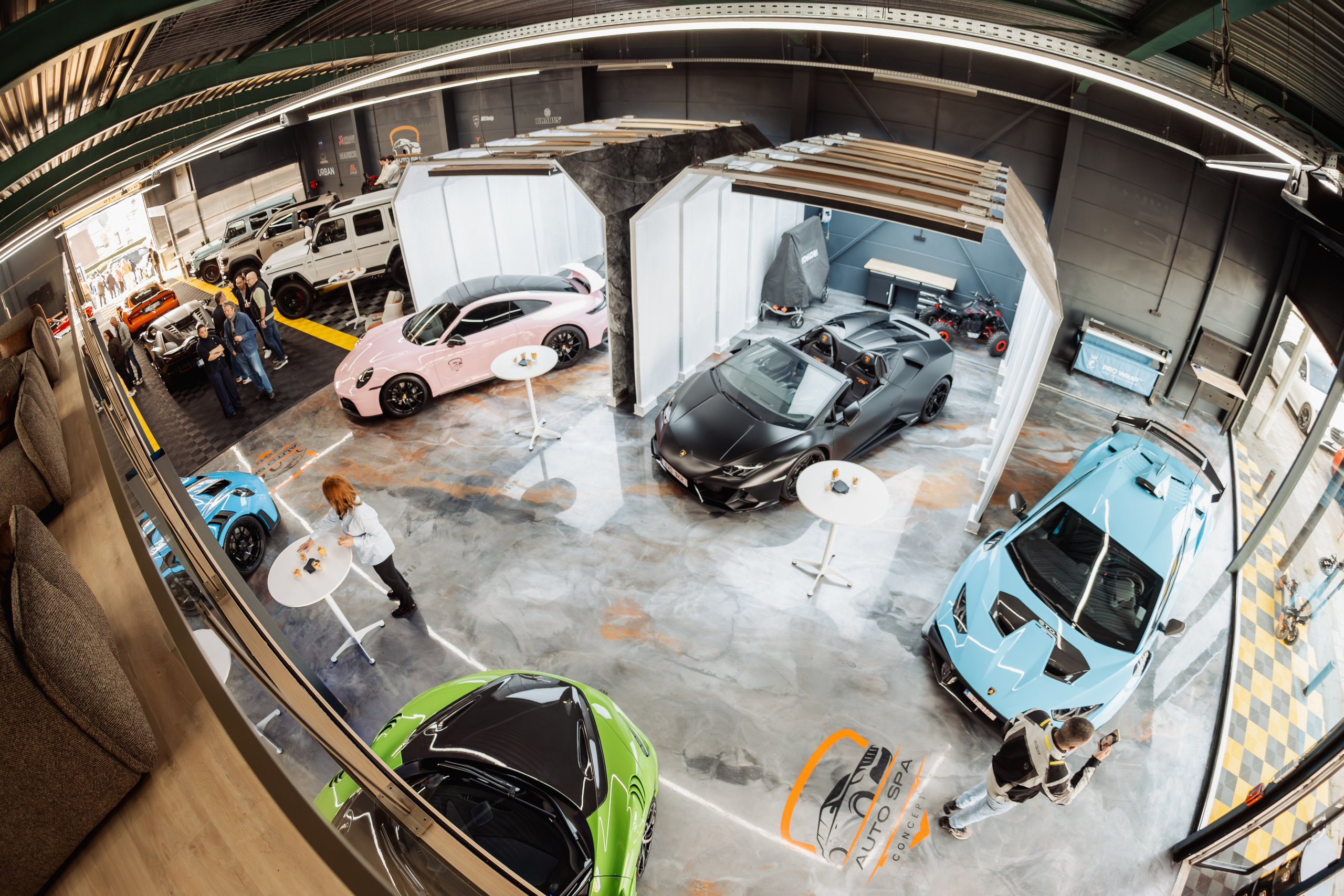 Photographe événement — Inauguration Auto Spa Concept Waterloo | Essence of Memories. Fotograf Roman Bruxelles & Brussels — Botez, Nunta, Evenimente, Sedinte foto | Essence of Memories