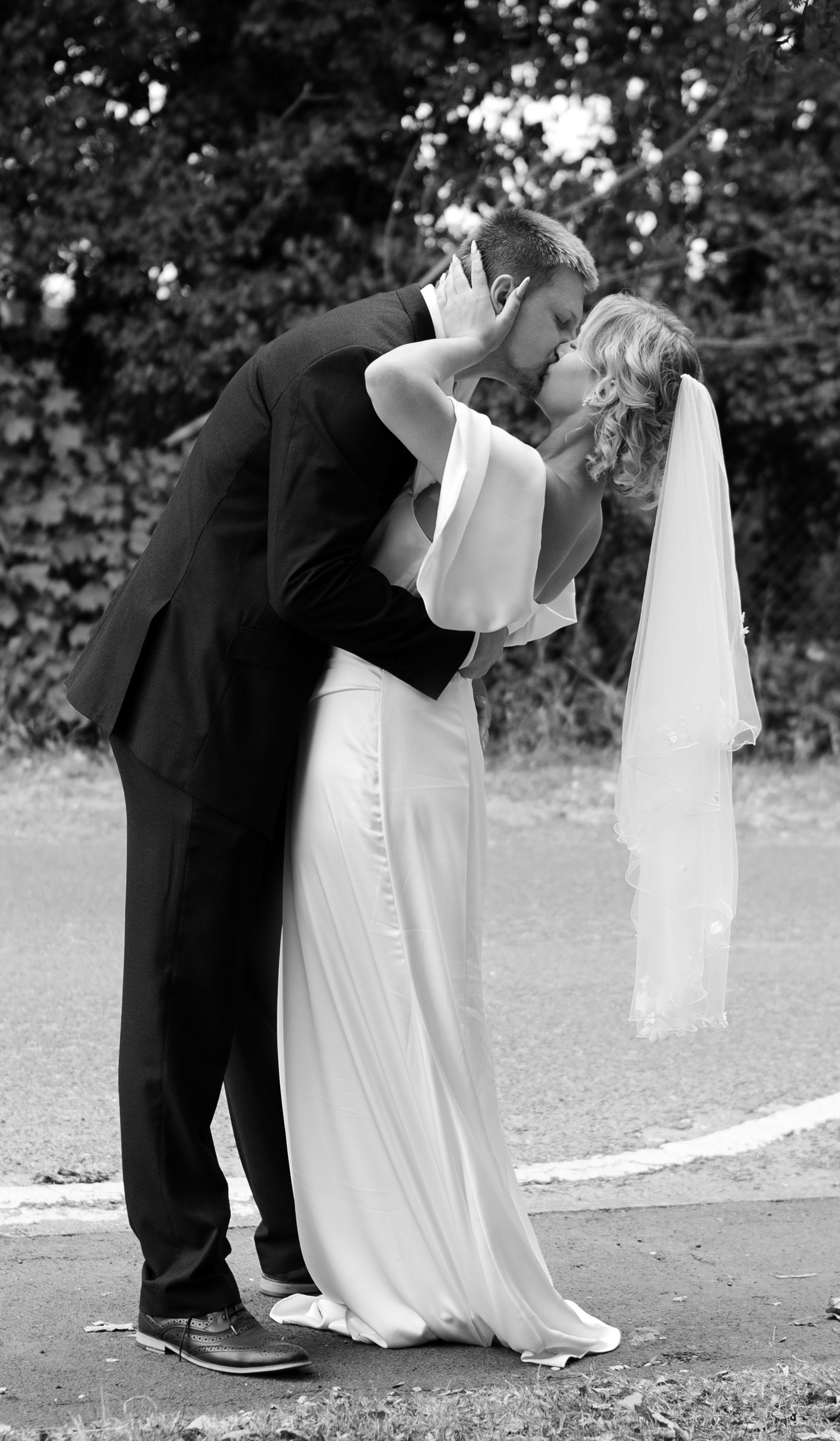 Wedding. Women’s photographer in Coventry, UK. Boudoir and portraits are my focus; I also capture couples, mini weddings, maternity & newborns