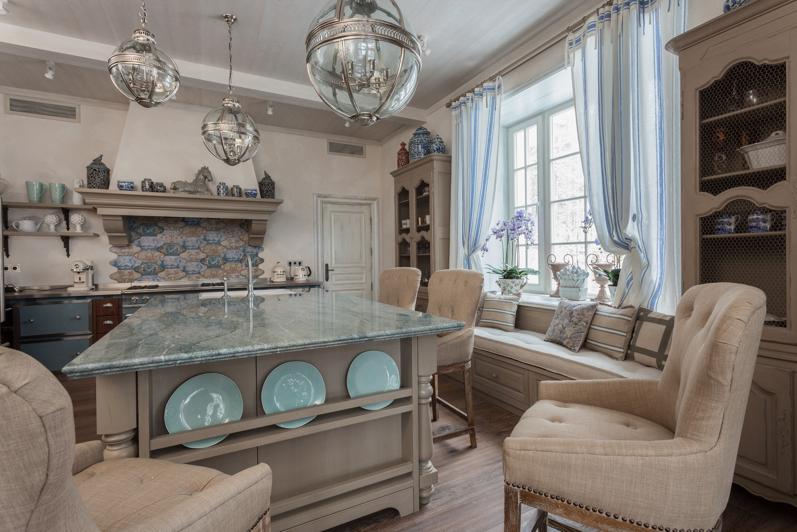 Provence style kitchen interior - photographer Andrey Dunin