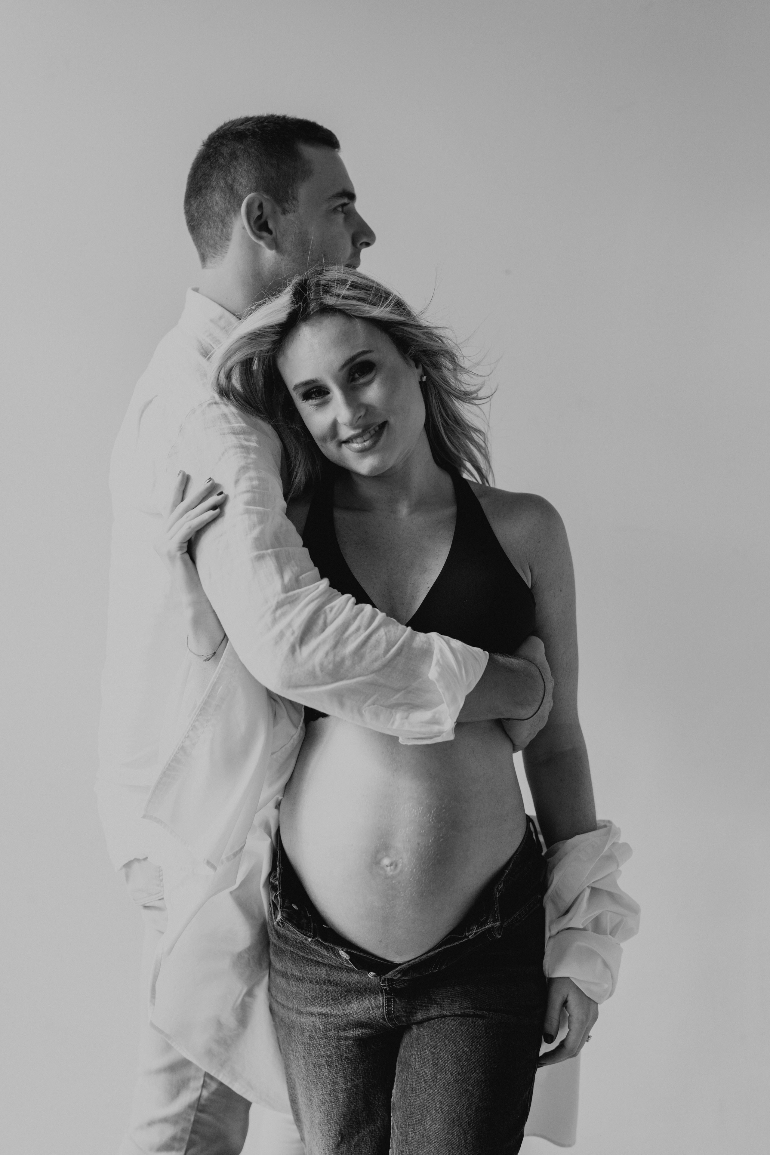 Alexa. Modern maternity photographer in Long Island New York