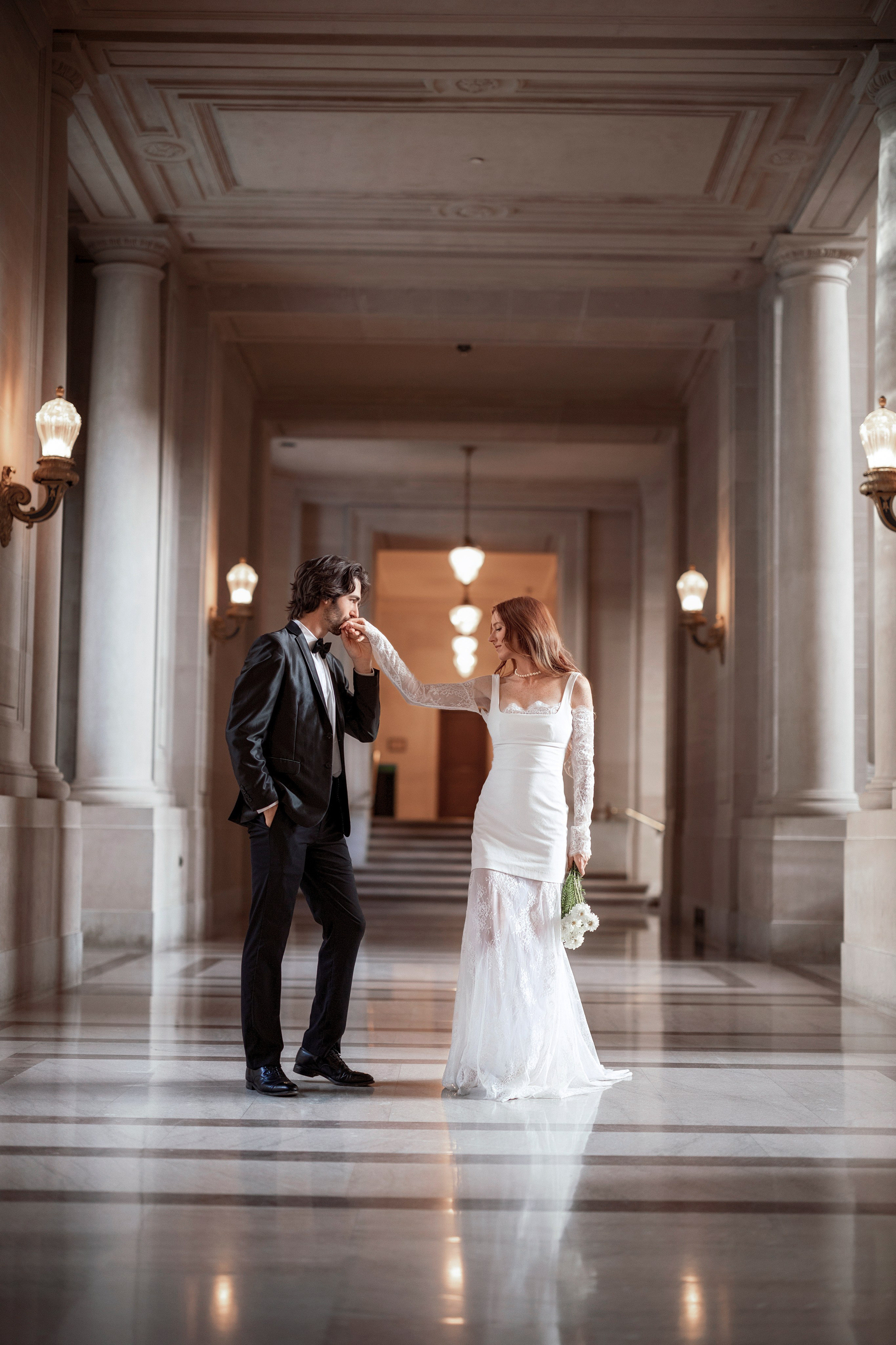San Francisco City hall. Bay Area Photographer: family, maternity, love story, wedding