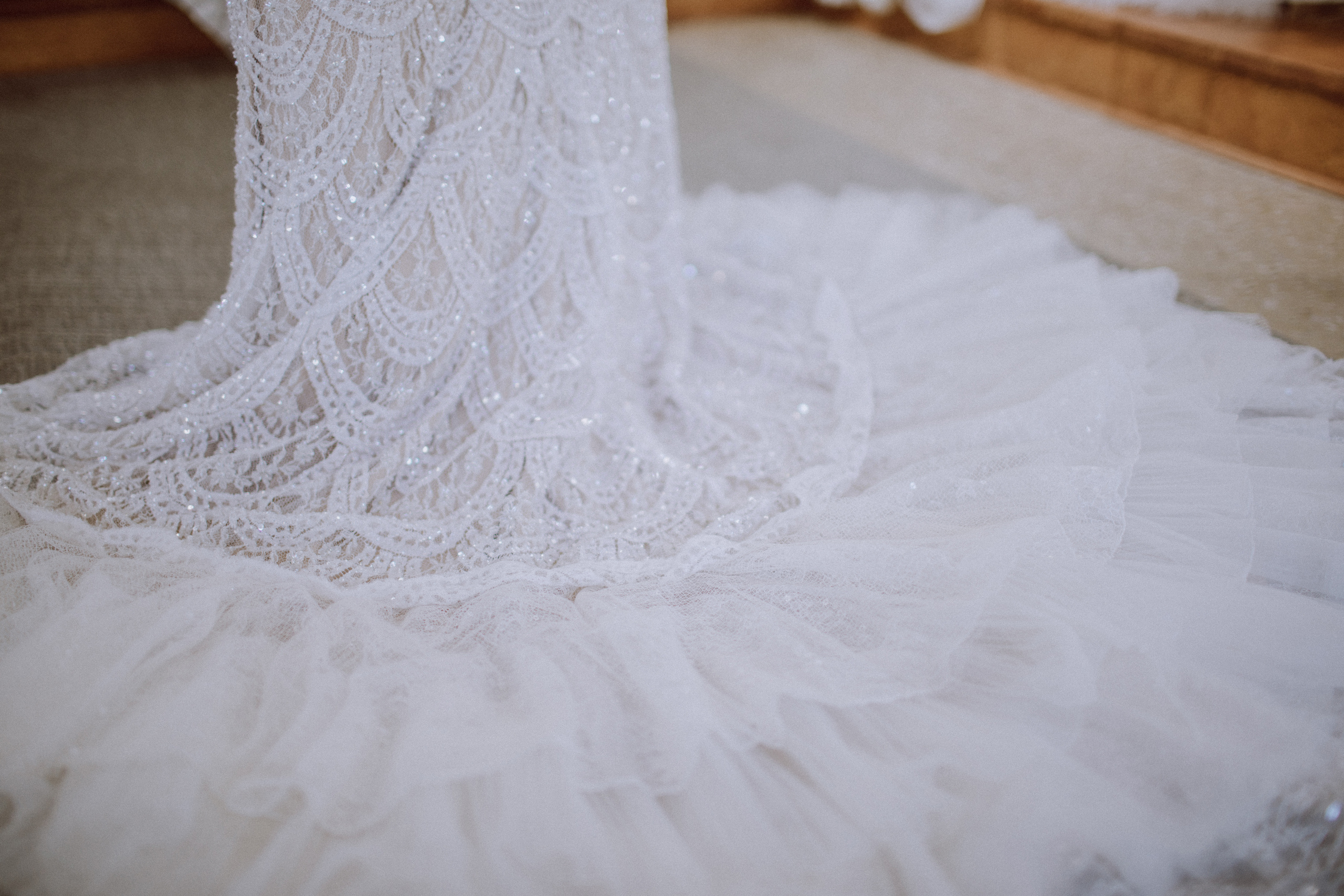 Фотосъемка свадебных платьев в Бишкеке. Фотограф в Бишкеке Оксана Шувалова