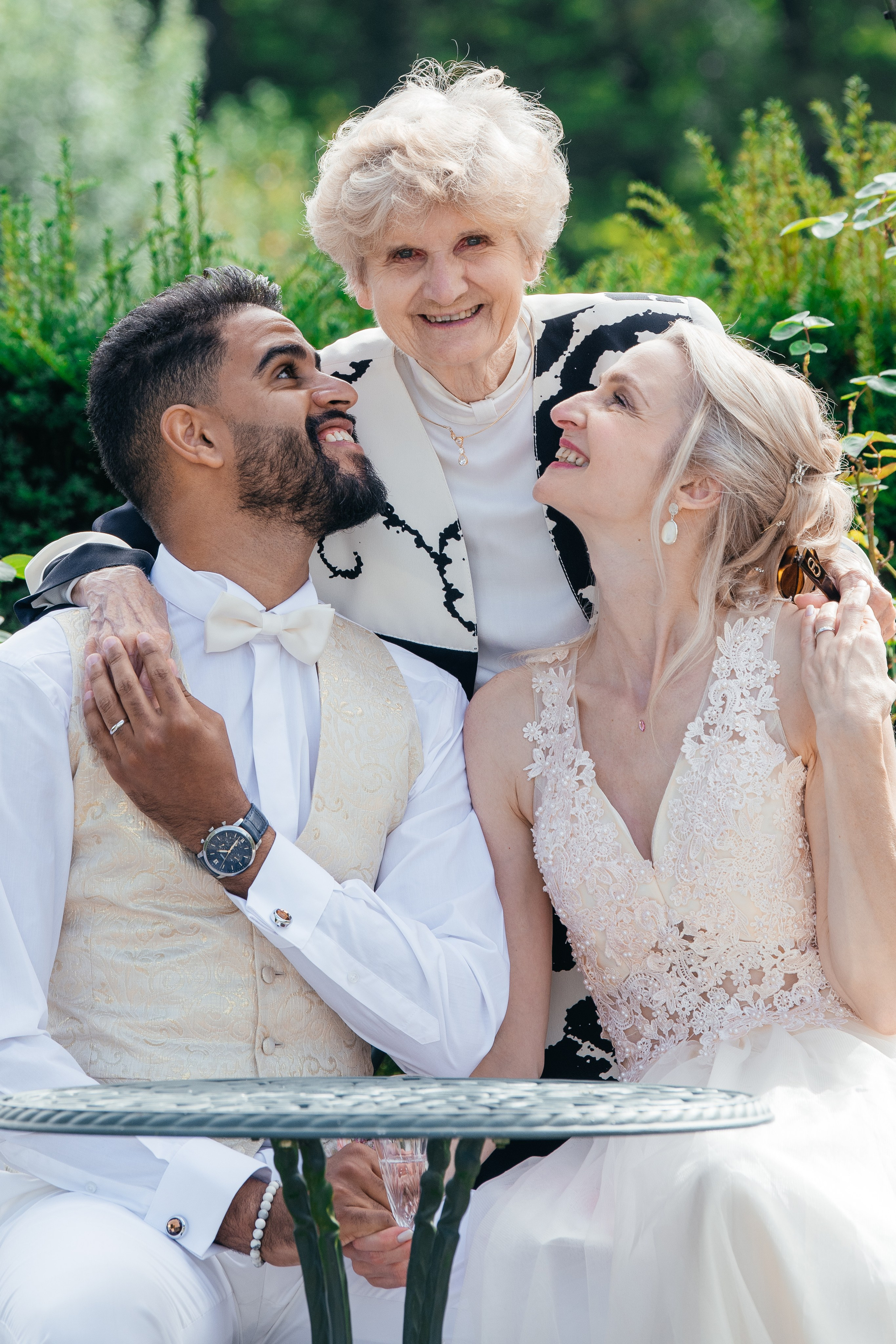 FLORENCE & JAMAL Dübendorf, Switzerland. I am Elena Altendorfer. Wedding photographer in Zurich and Switzerland