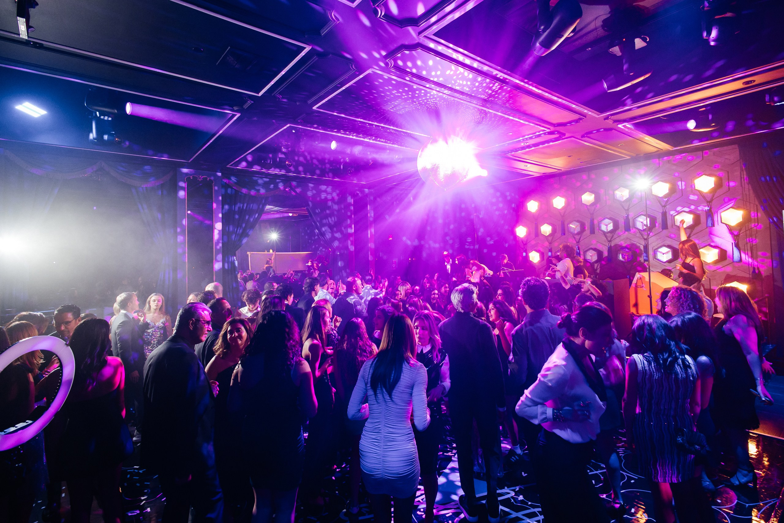 Mitzvah gallery 2. Photographer Andrei White