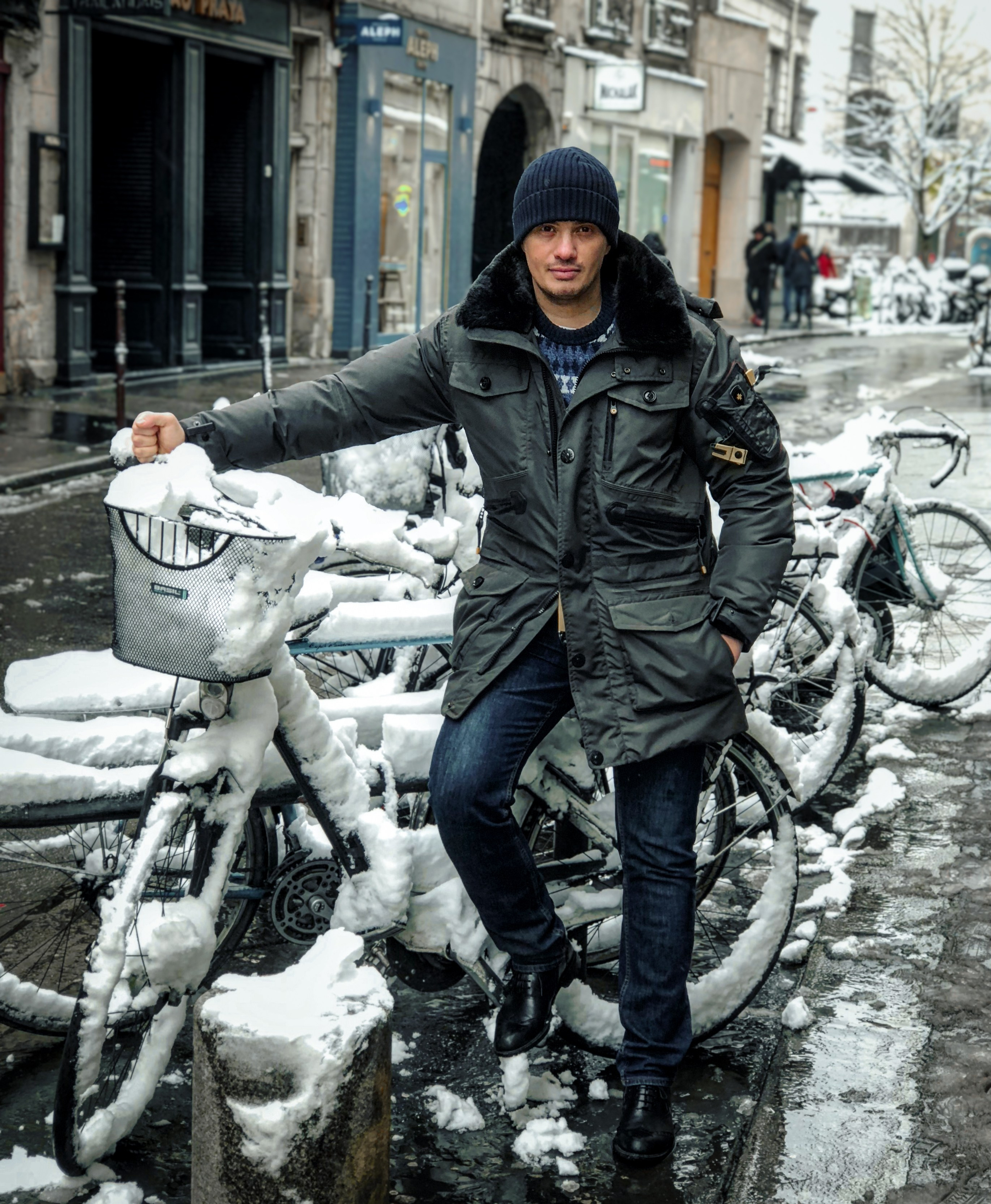 USA photoshoot pricing portrait Photographer Wedding Proposal Photoshoots Headshoots Engagement Elopement Family New York Linkedin facebook  paris france