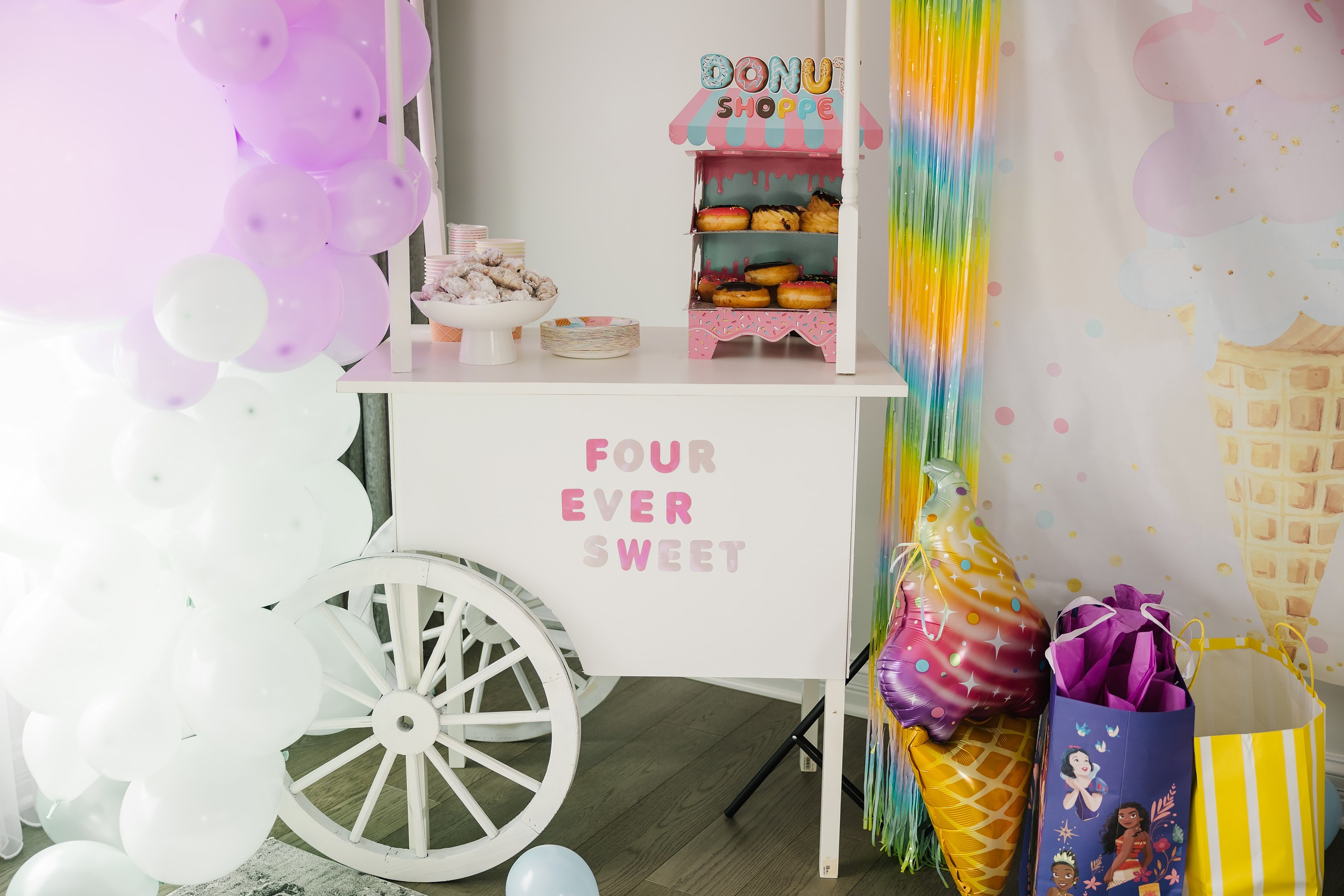 Birthday Party. Wedding family event photographer in Chicago Nick Yushevich