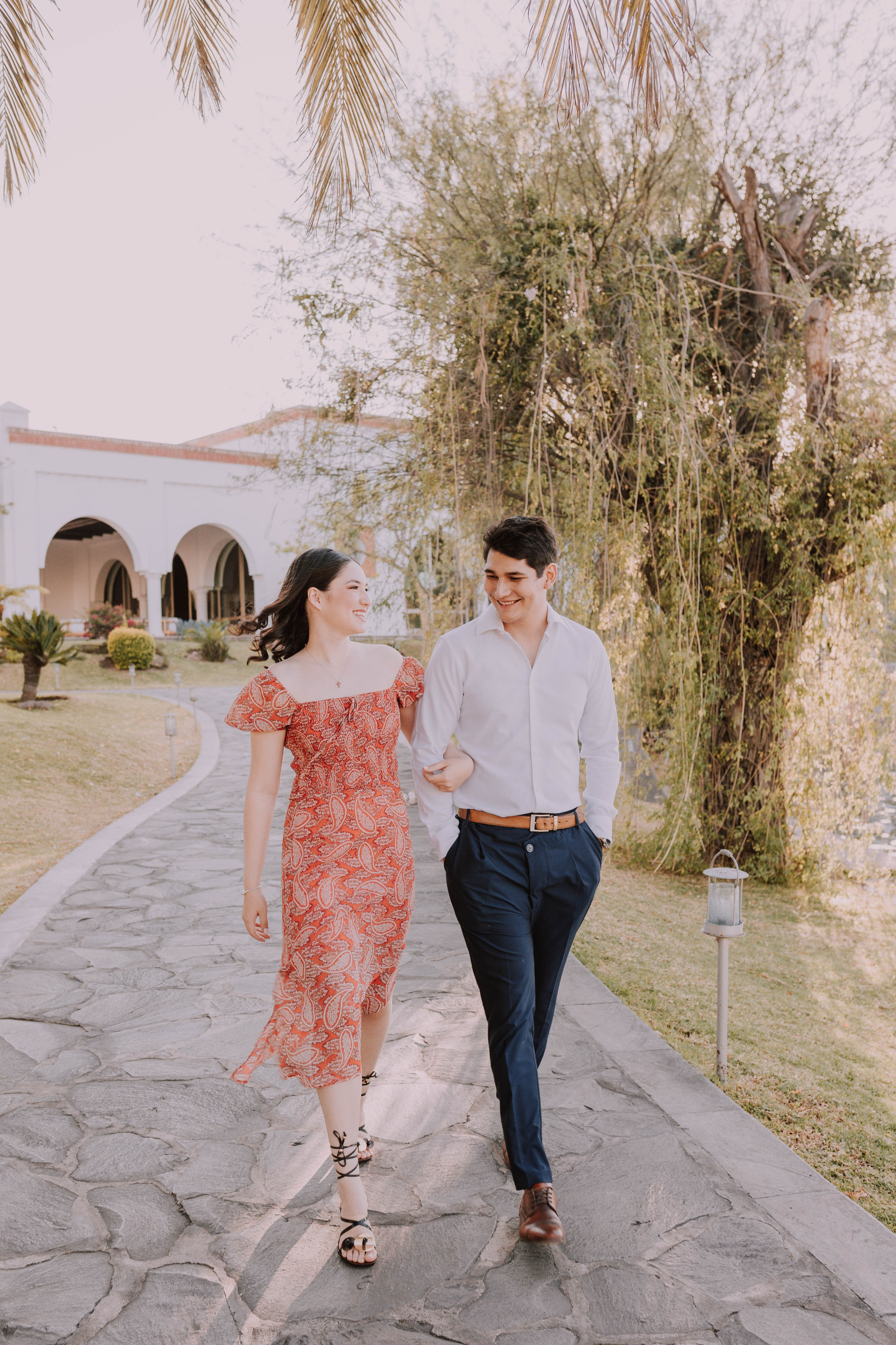 SAVE THE DATE / ENGAGEMENT. Wedding Photographer and Filmmaker in Guadalajara Mexico Abraham Linares