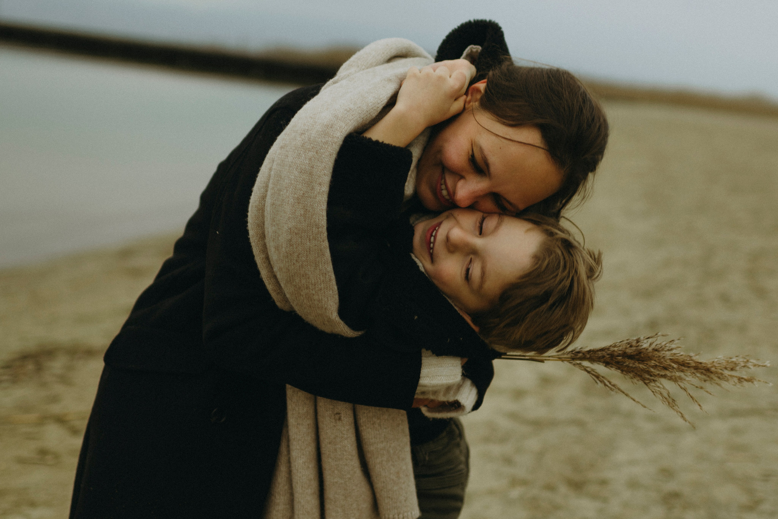 Nastya and Darian. Polina Sobol — family & documentary photographer in Bern. Outdoor & urban photo sessions for families, kids and couples