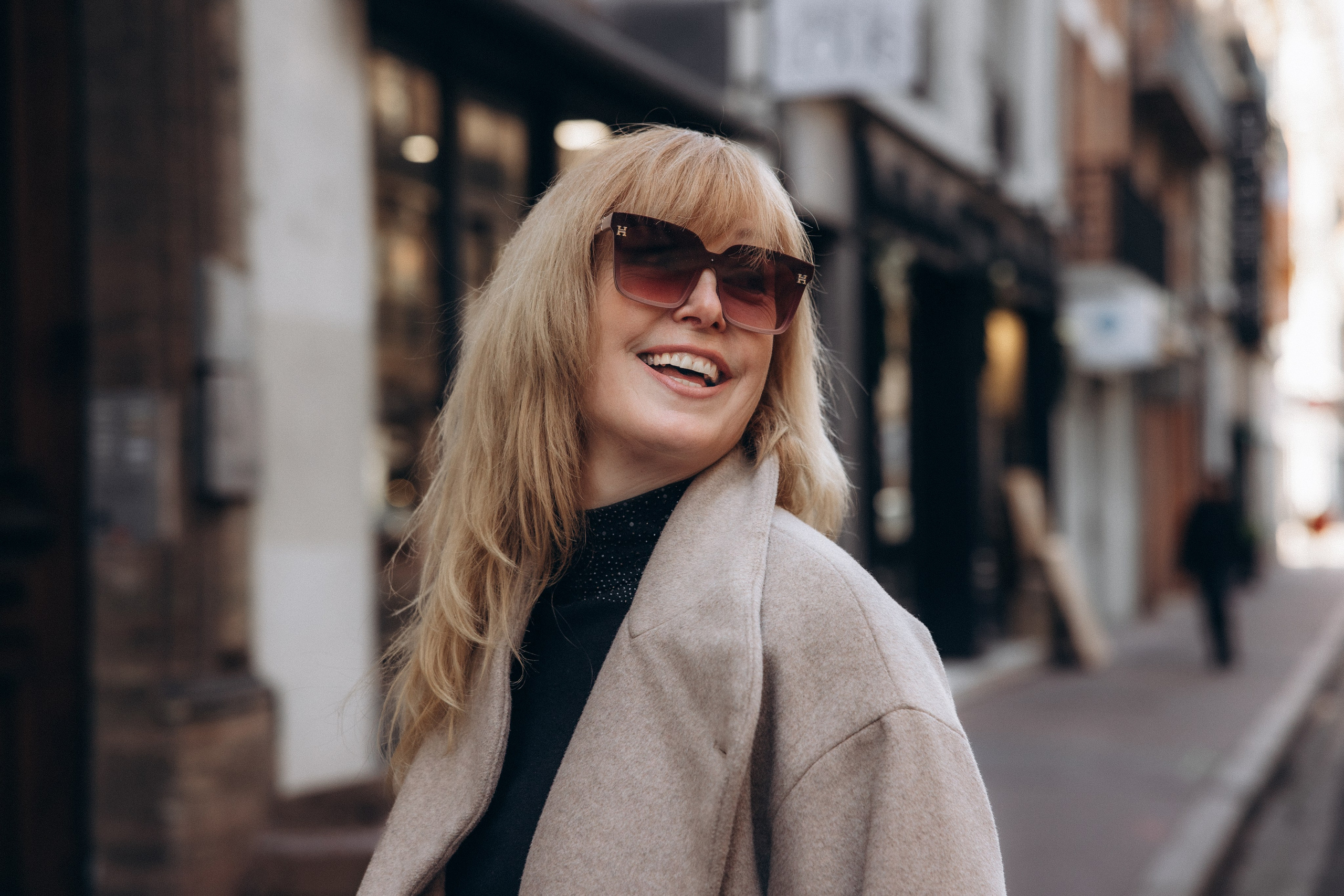 Content session in Toulouse with Lisa. Eugénie Smirnova — photographe à Toulouse et dans le sud-ouest de la France