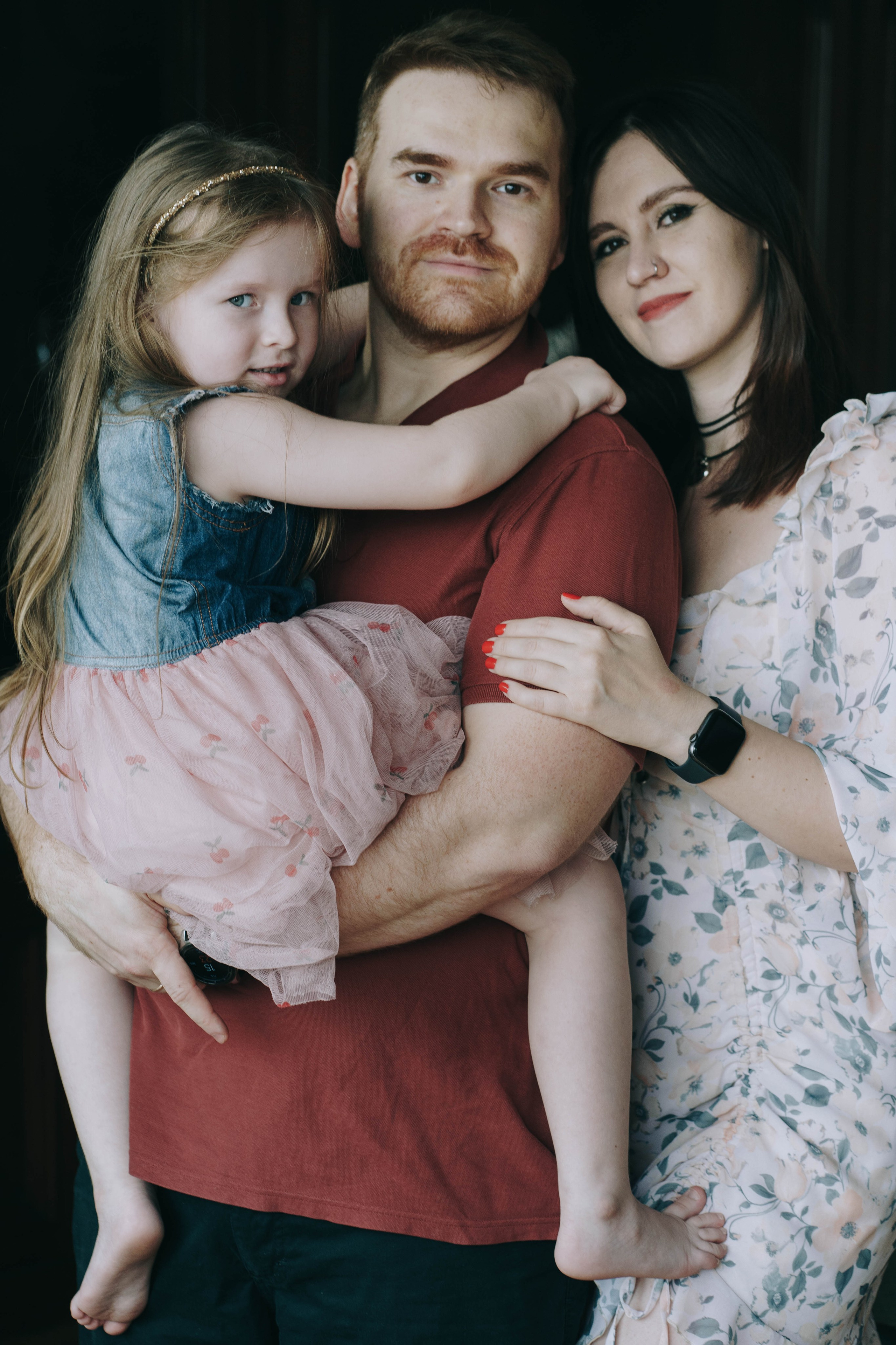 Family photo shoot. Buenos Aires. Photographer @elmirkami in the city of Buenos Aires