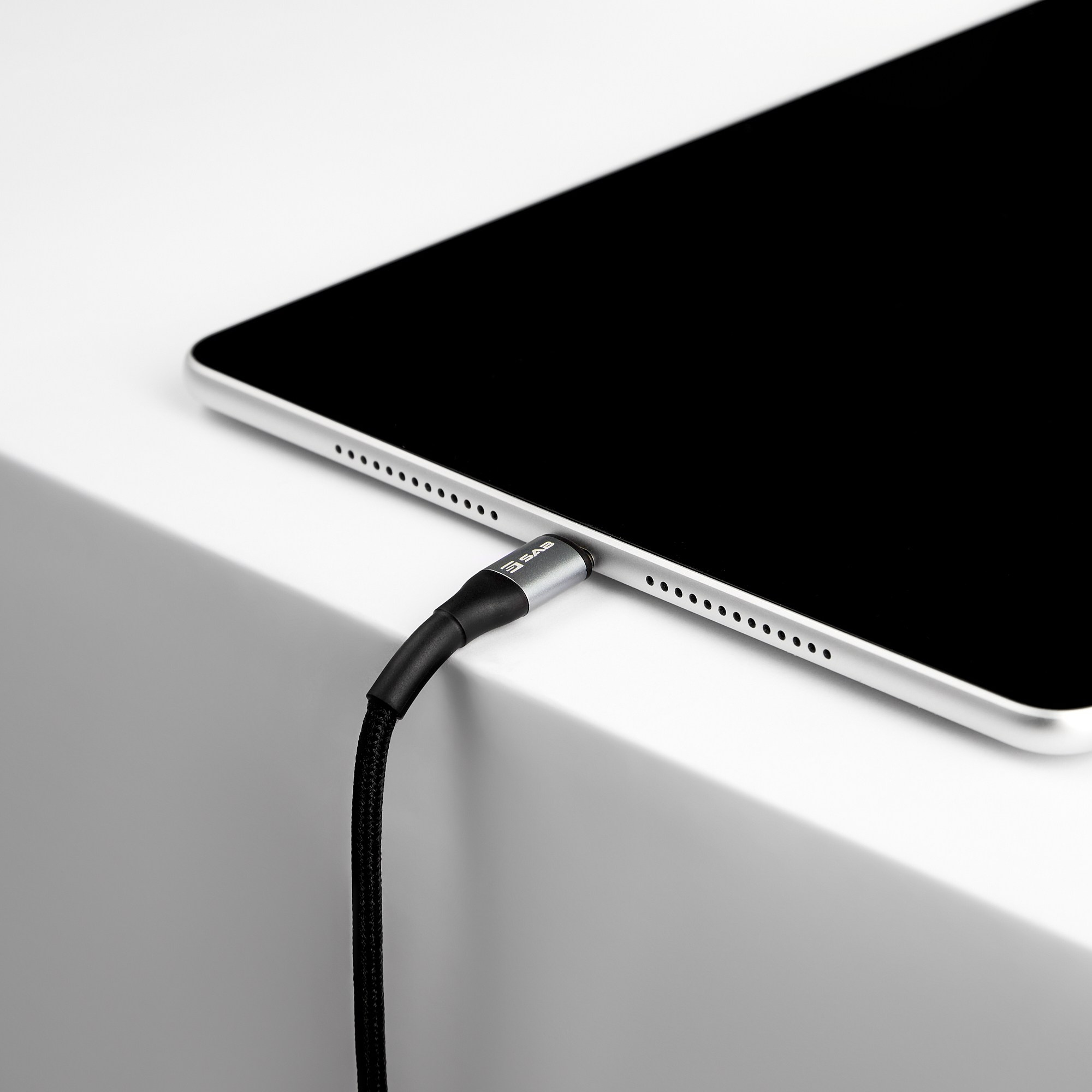 Техника. Предметная фотосъемка в Алматы. Студия фото и видео съемки товаров