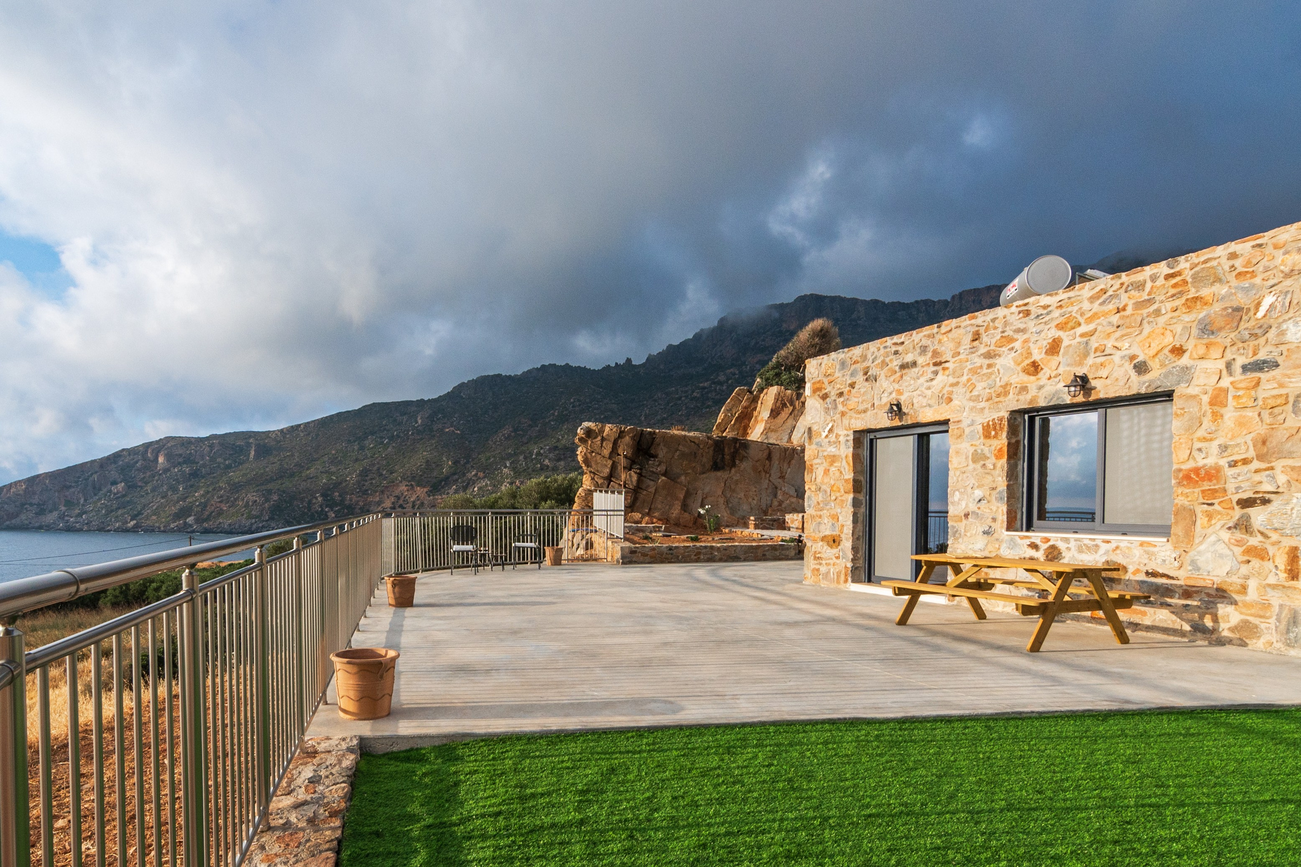 The Rock House. Photograper in Chania, Crete