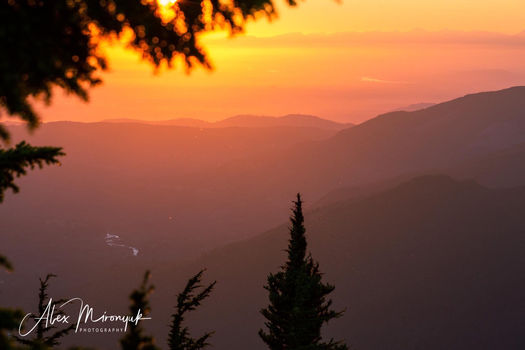 North Cascades Hiking Adventure. Alex Mironyuk Photography