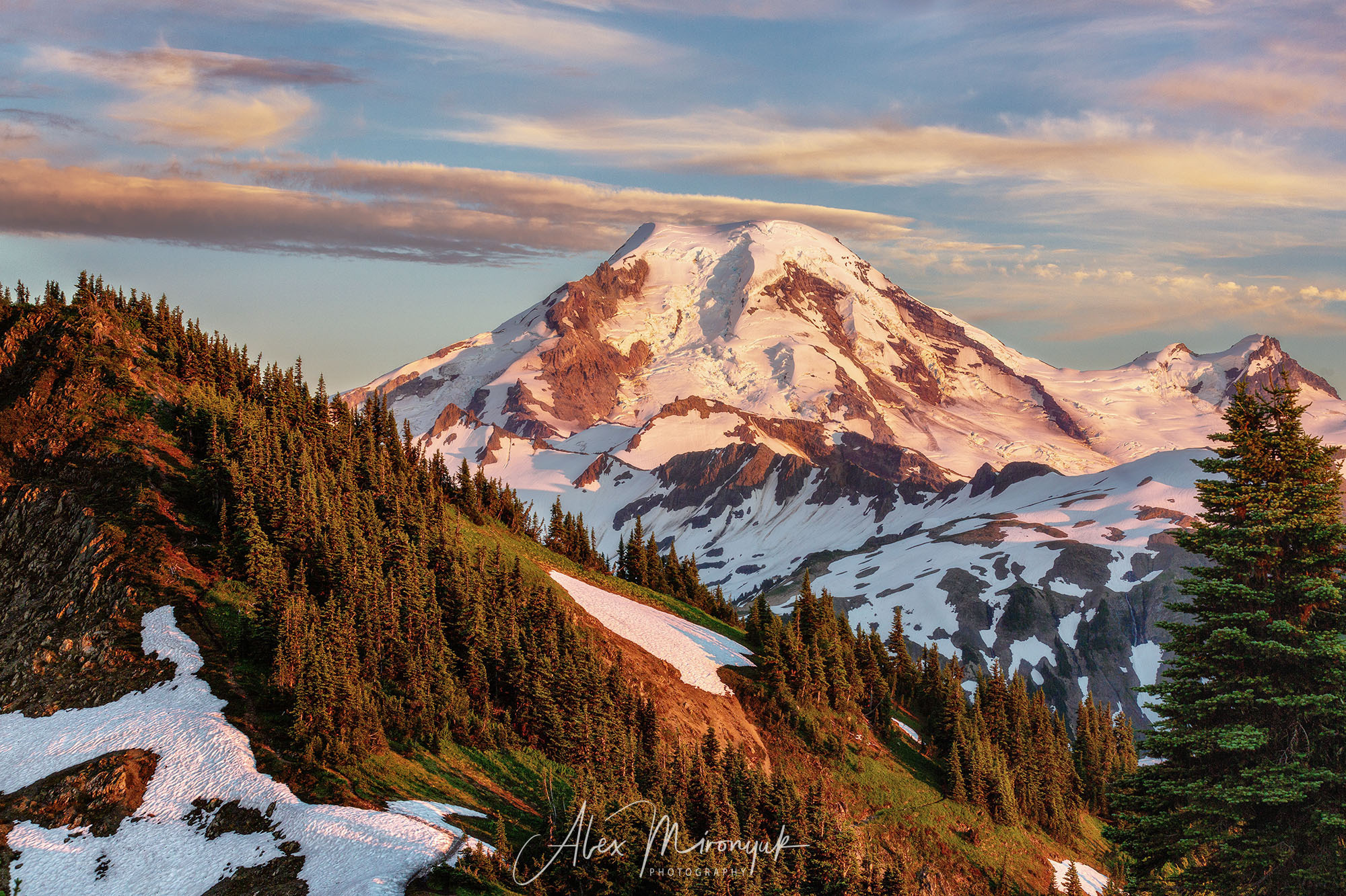North Cascades Hiking Adventure. Alex Mironyuk Photography