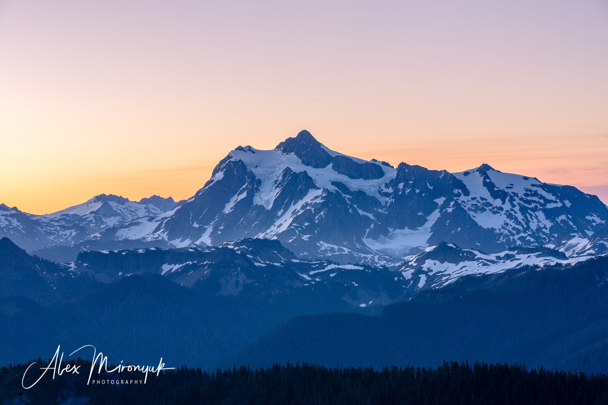 North Cascades Hiking Adventure. Alex Mironyuk Photography
