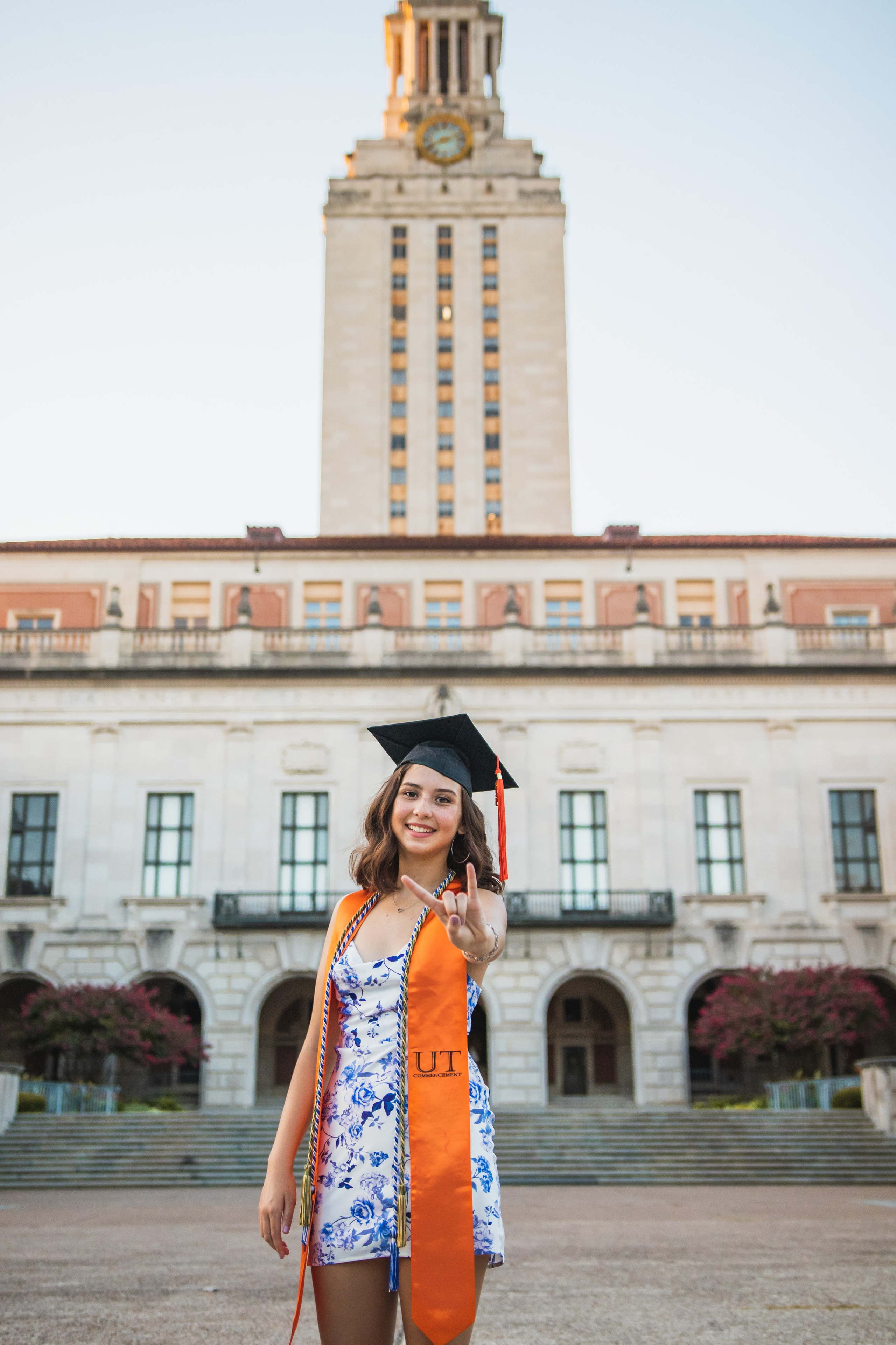 Group senior photoshoot at the University of Texas Austin