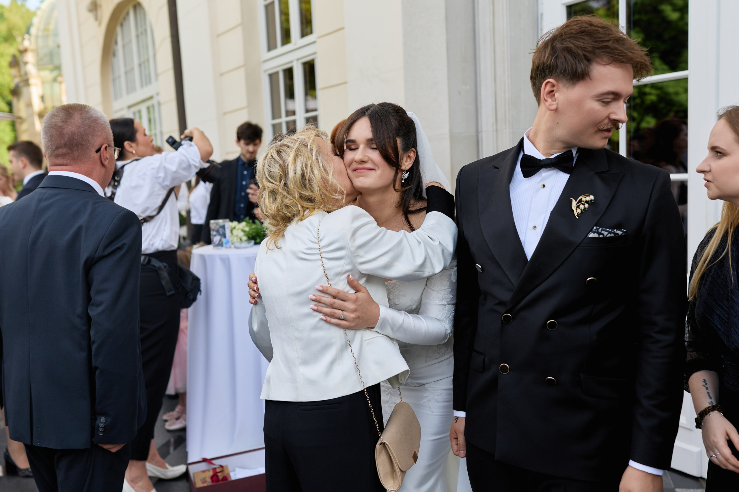 Wiktoria & Kacper. Pałac Goetz. Fotograf ślubny i rodzinny w Krakowie Yana Klymova