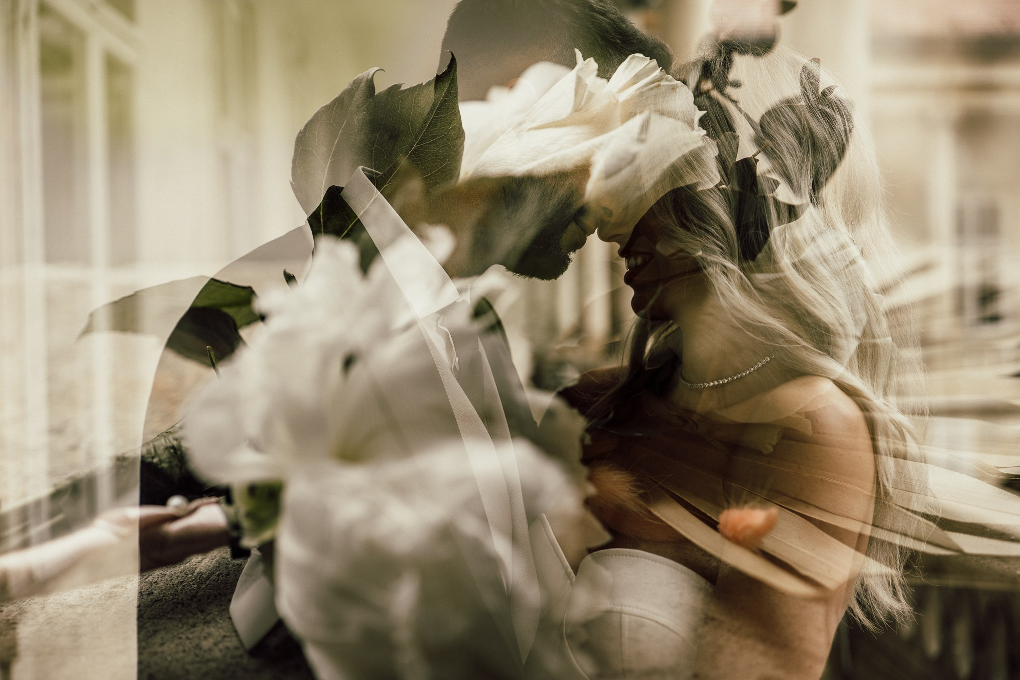 Fotografii de nuntă la Muzeul de artă Cluj-Napoca. Horatiu Fat: Fotograf si Videograf Profesionist Nunta Cluj-Napoca