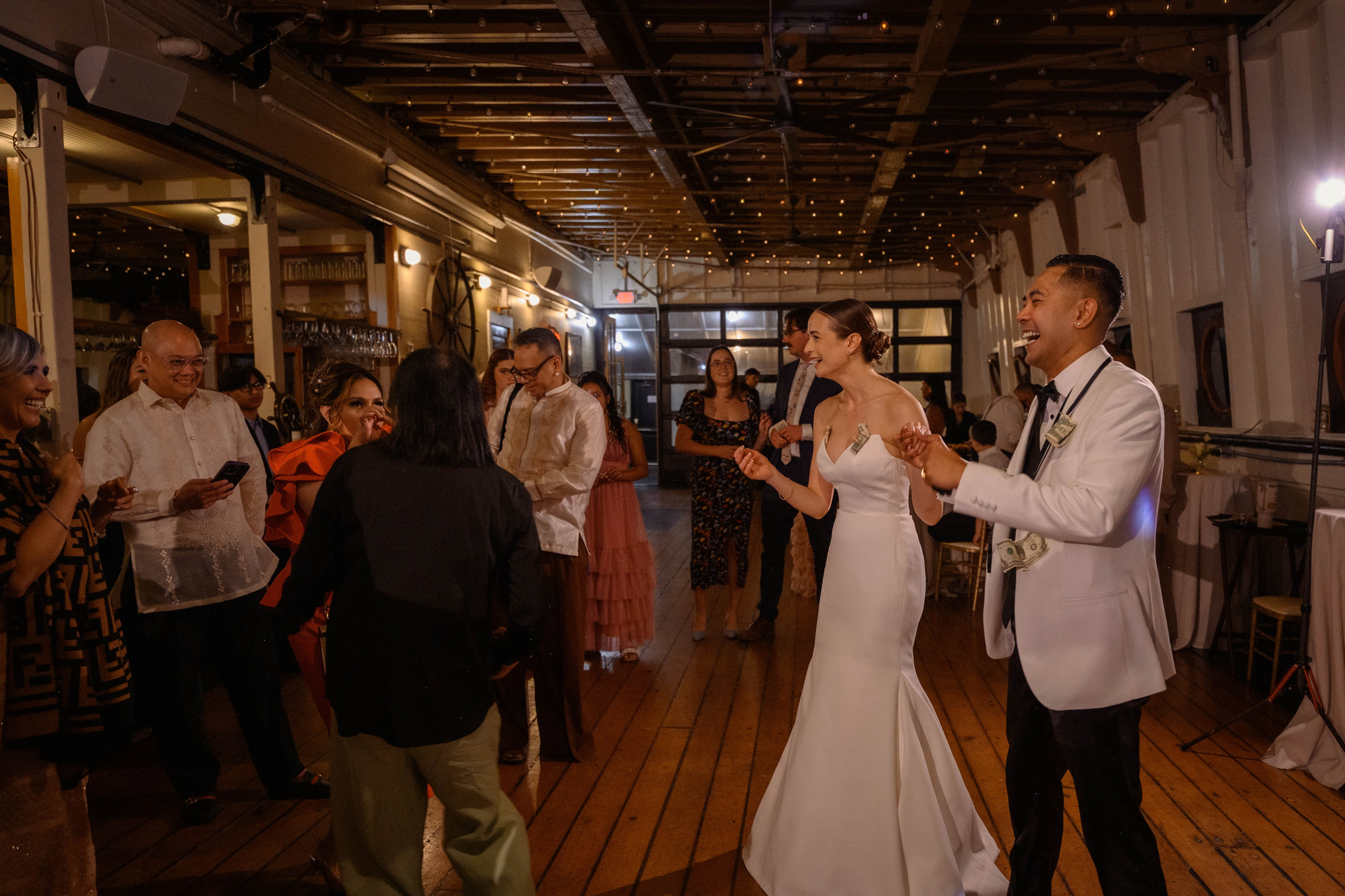 Kevin & Katie. Wedding & portrait photography in the Seattle Area. Helen Michelle photographer