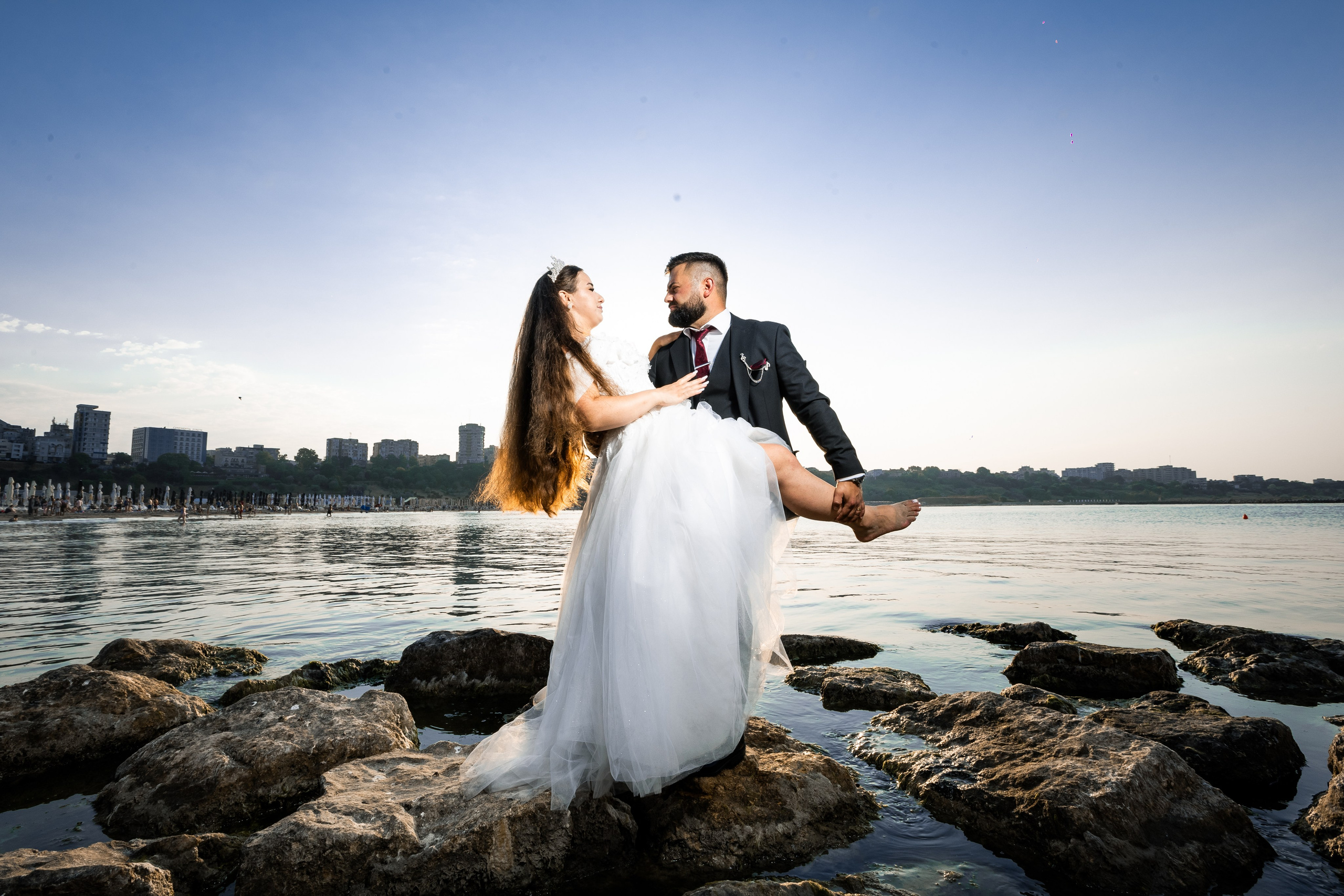 Andreea & Elvis Trash The Dress. MGS STUDIO