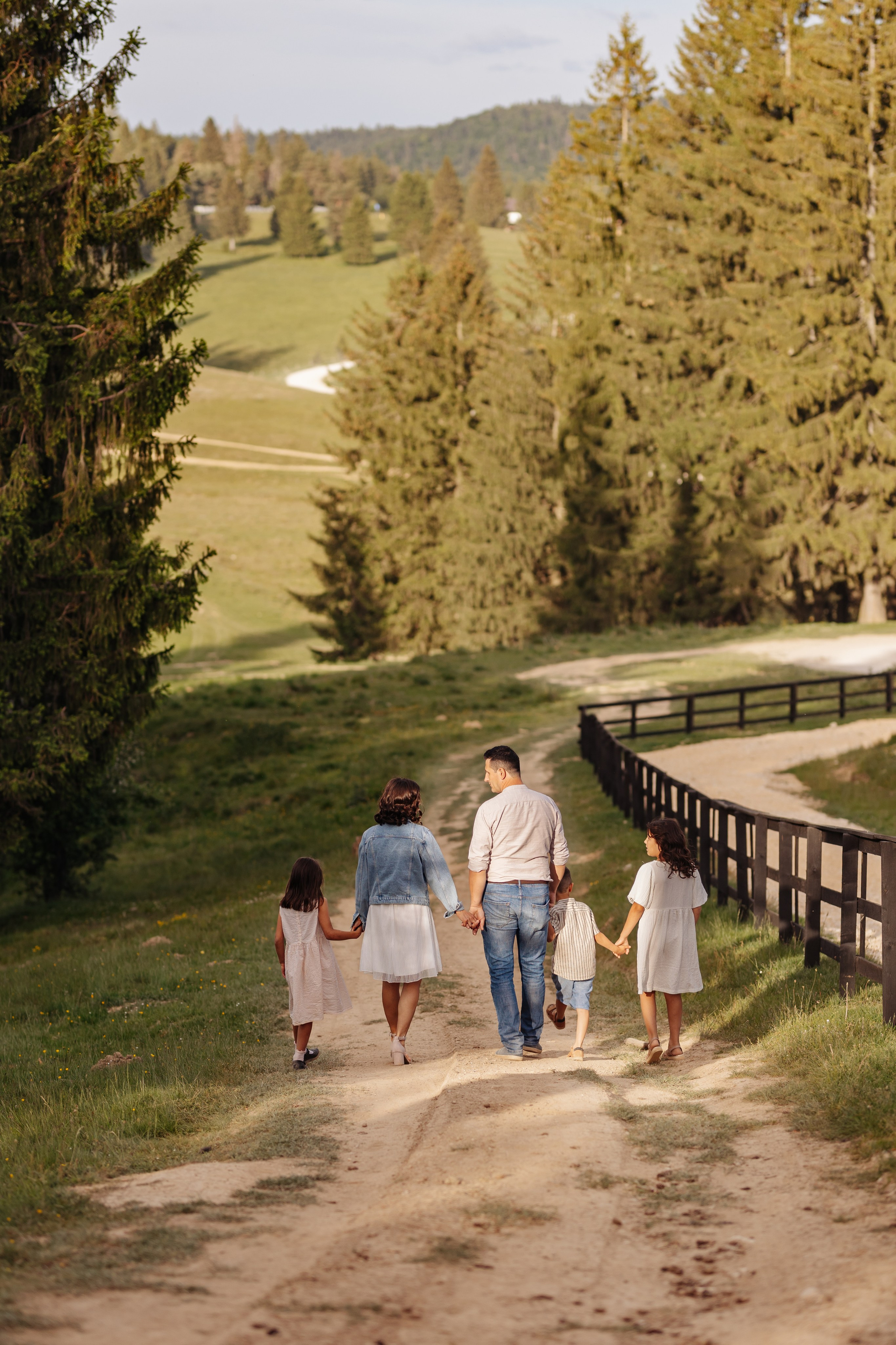 Familia Hudea. Cristina Andronache fotograf Brașov fotograf de familie fotograf de nunta Brașov