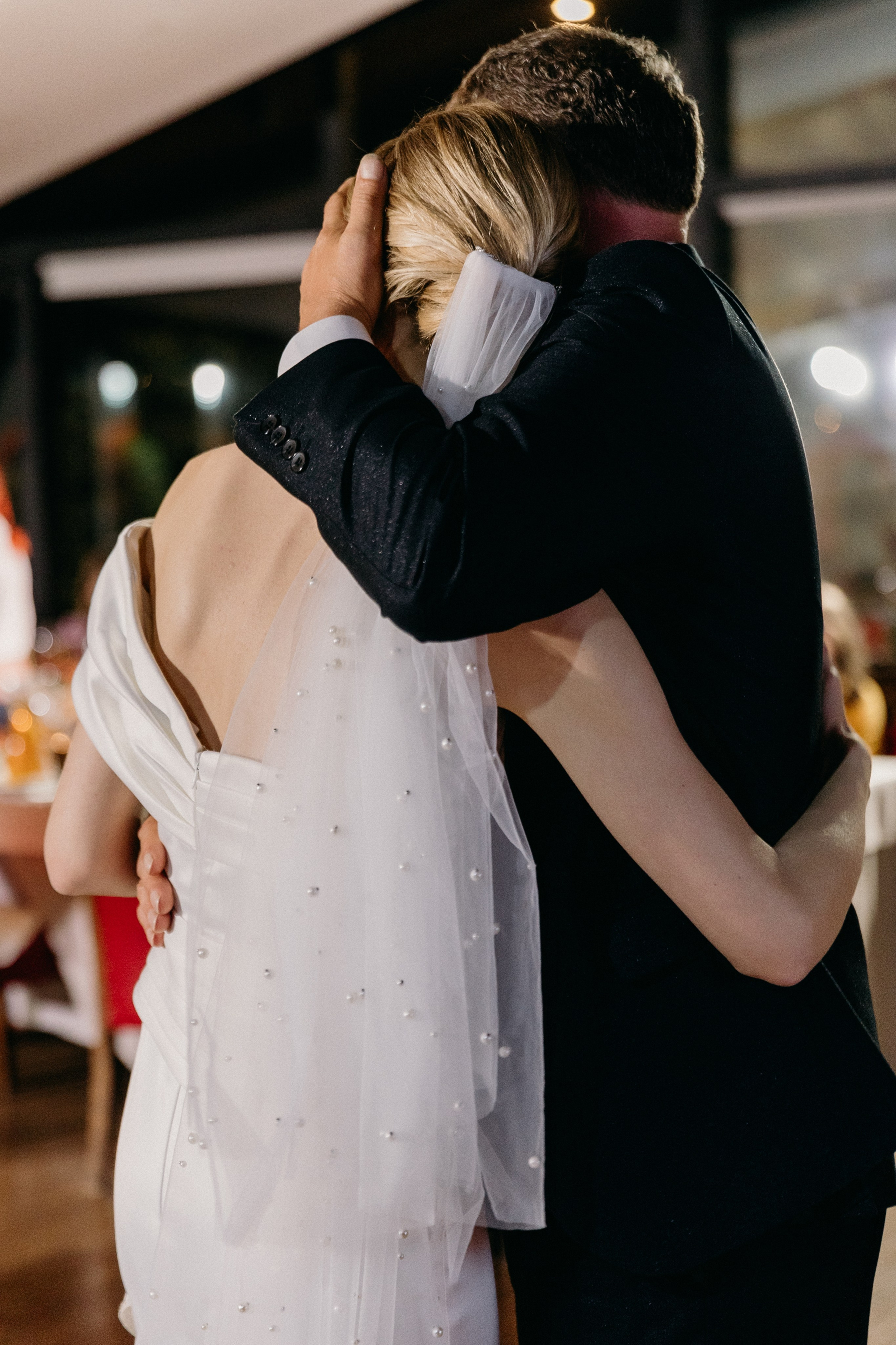 Alexandra & Koba. Photographer Anna Nazarenko