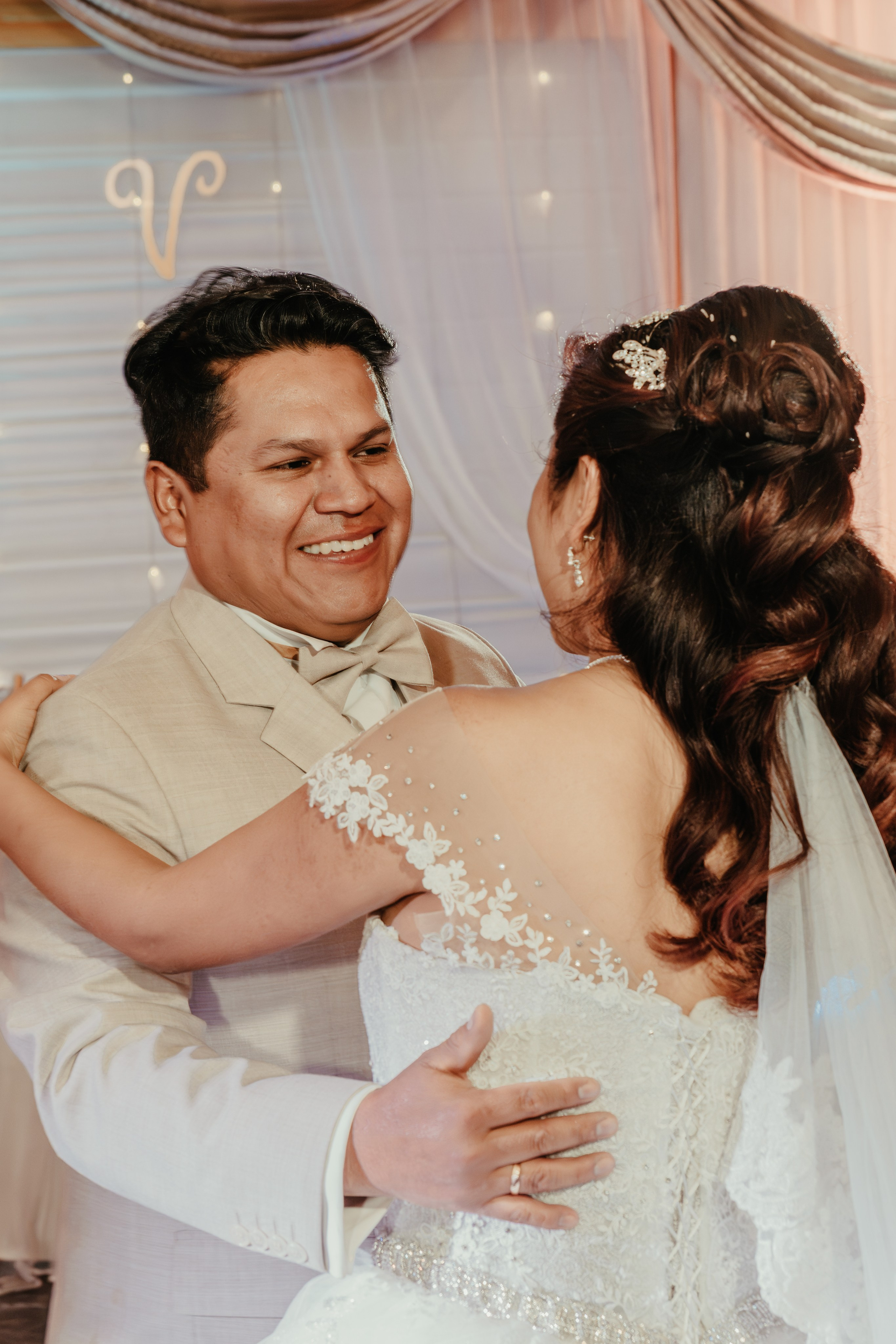VANESSA + FRANKLIN BODA RELIGIOSA. Studio KVTA | Fotografía y Video de Bodas en Arequipa