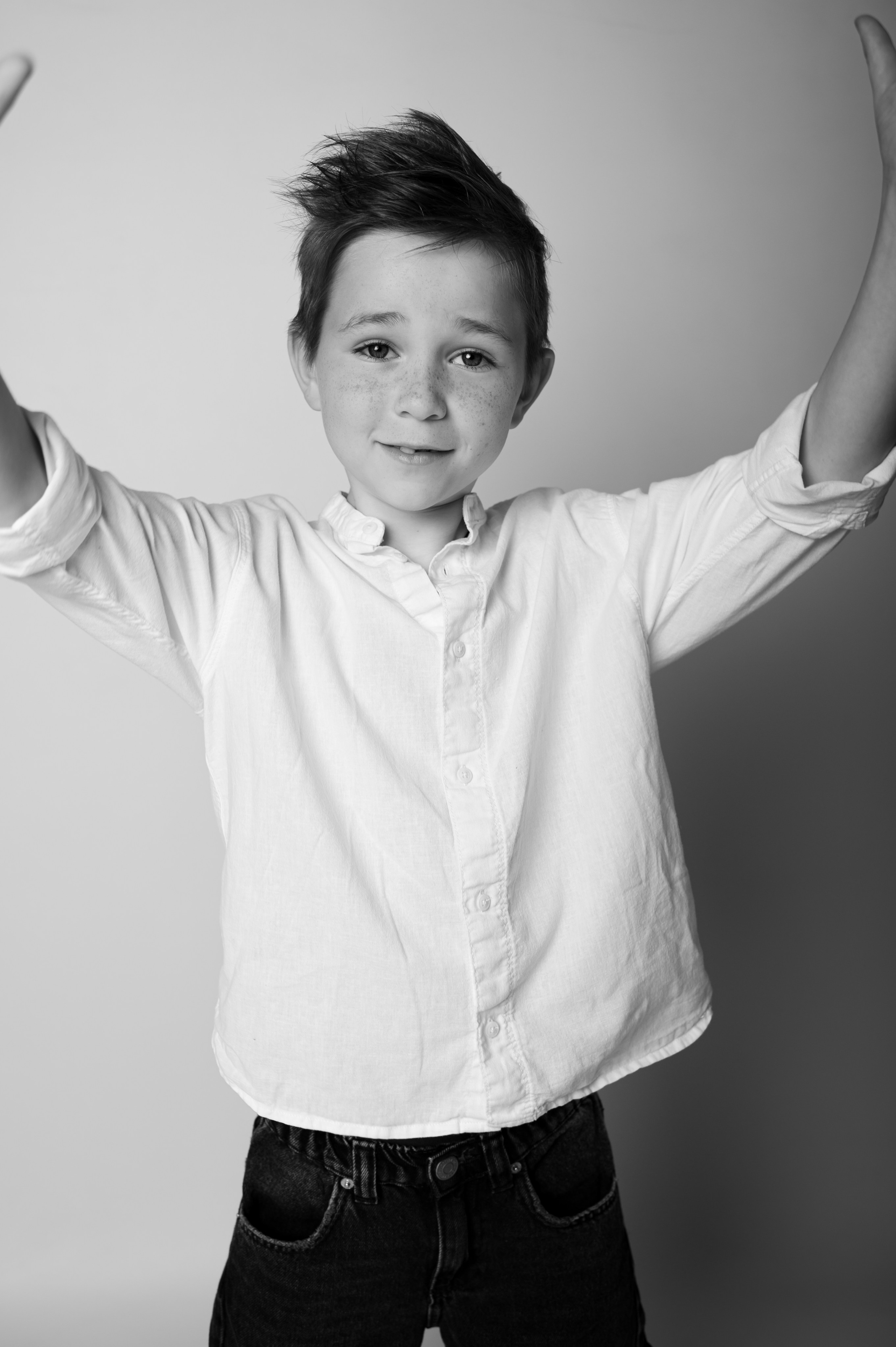 KIDS STUDIO. Семейная, детская, портретная и предметная фотосъемка в Салониках