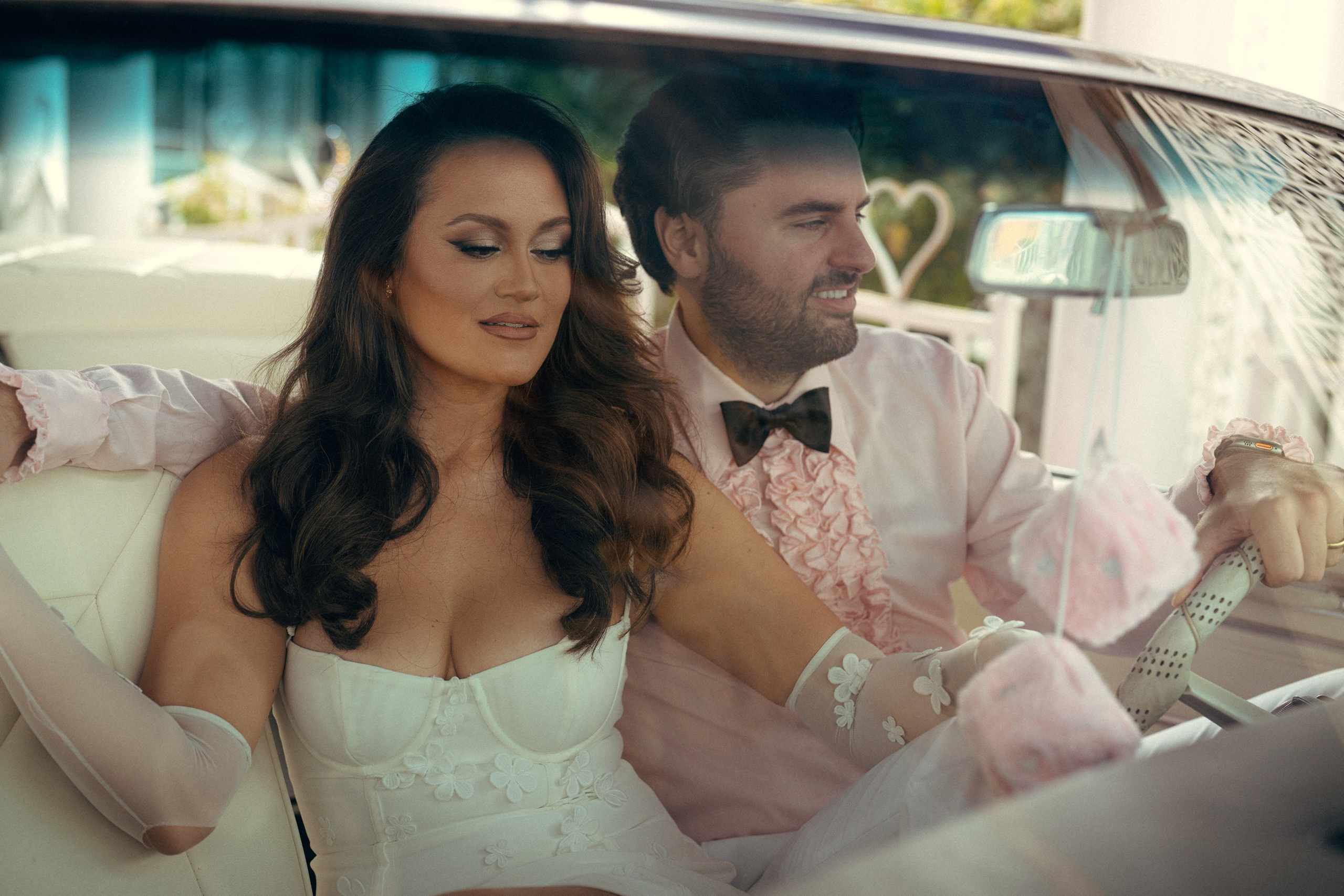 Arlene&Jordan. Wedding & elopement photographer Viktoriya Kravtsov. Las Vegas